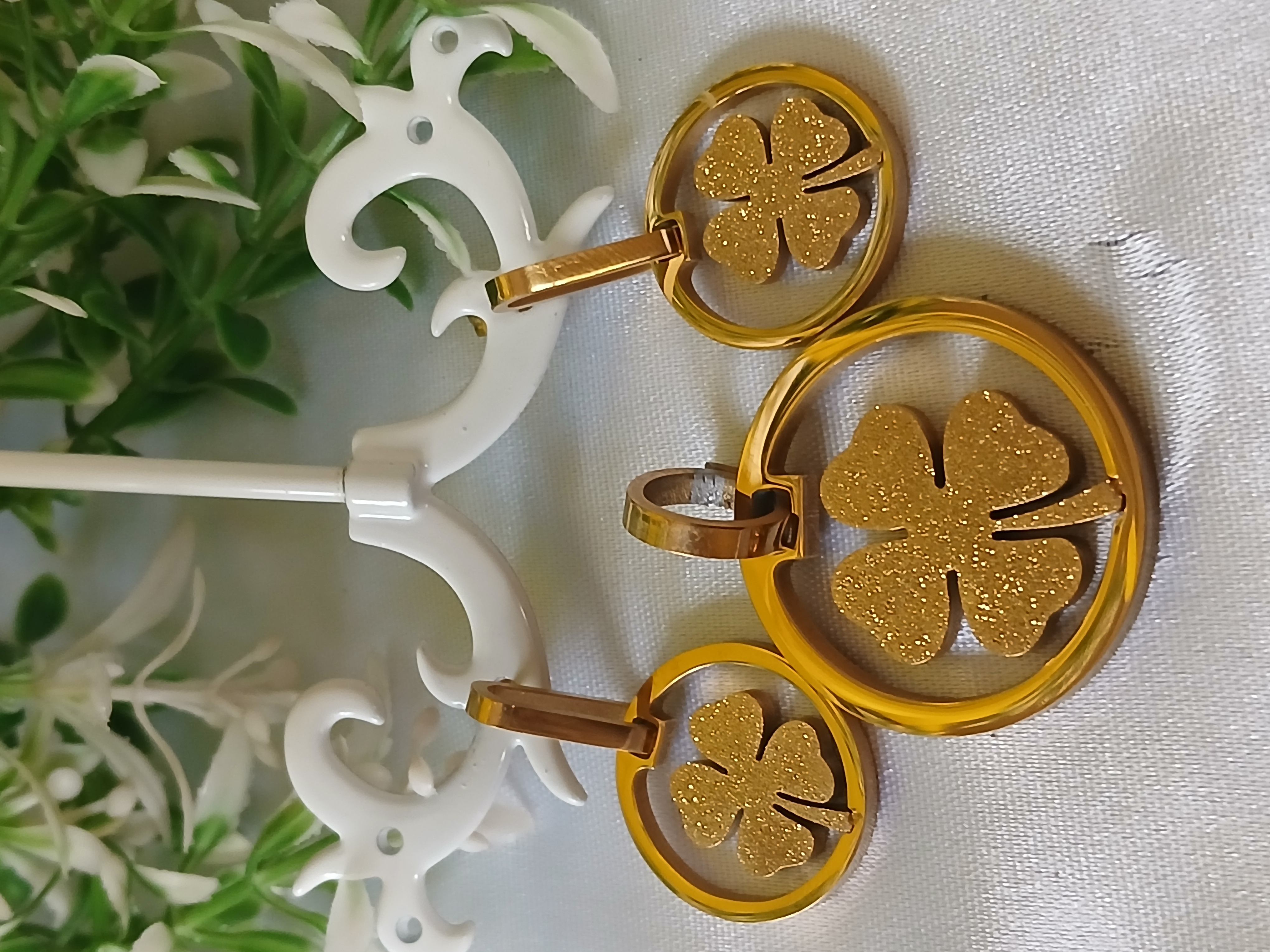 Gold-Plated Four-Leaf Clover Pendant Set