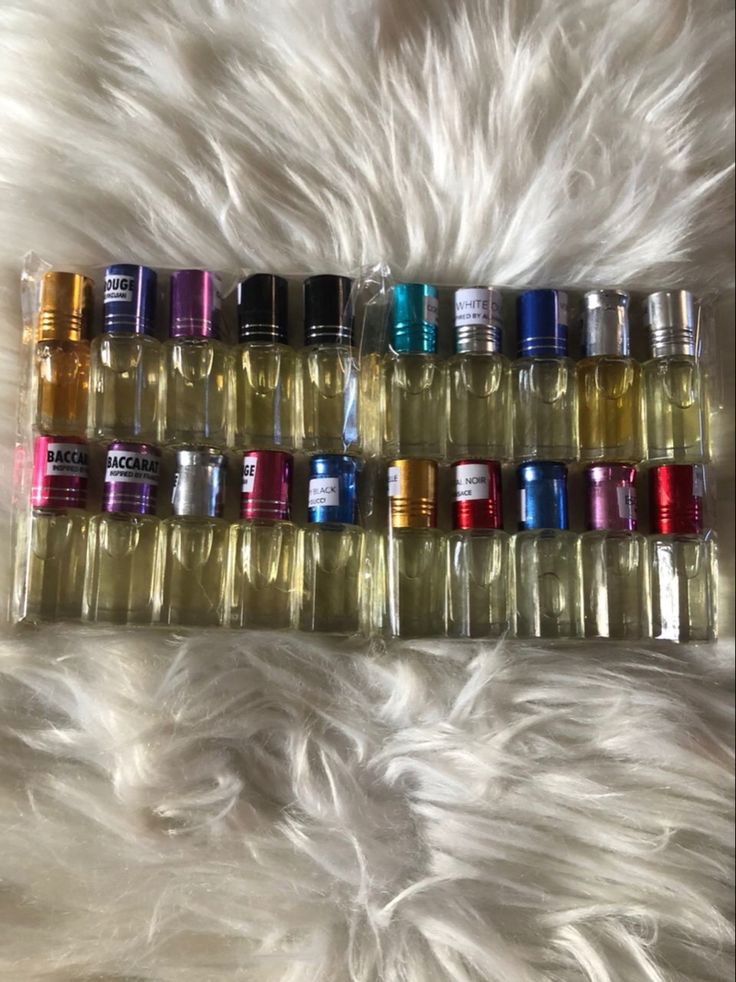 Assorted Perfume Oil Vials 10 pieces containing 3 fragrance