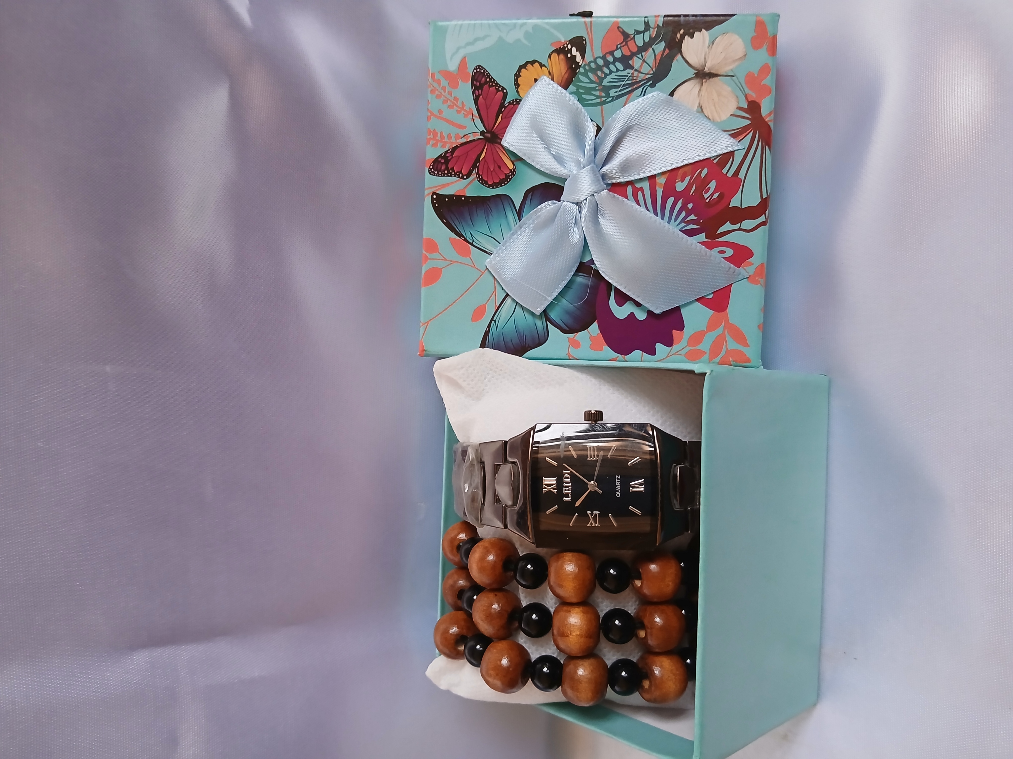 Decorative Wristwatch with Wooden Beads