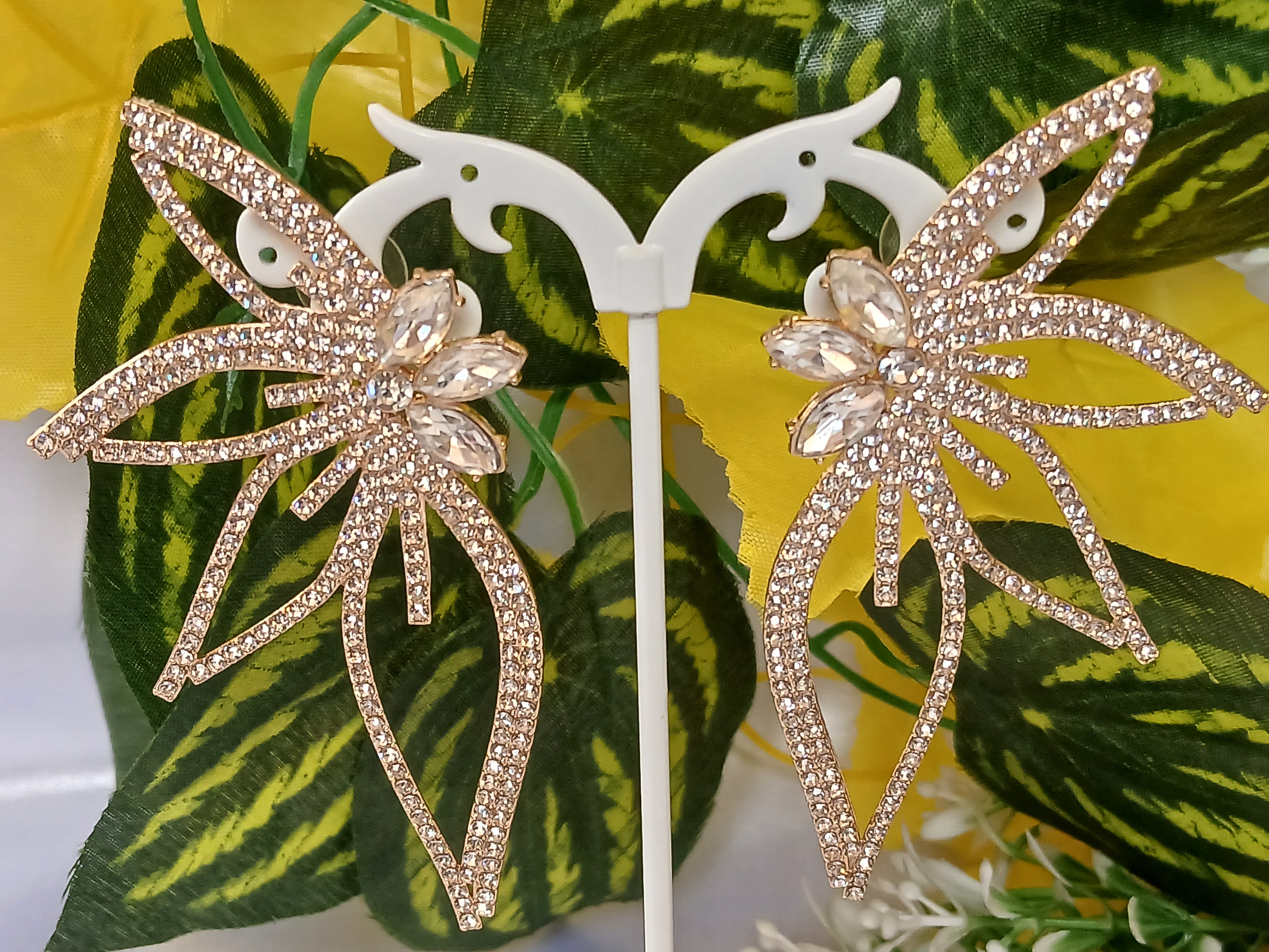 Elegant Floral Earrings