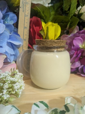 Hand-Poured Soy Vanilla Candle  (2wicks)