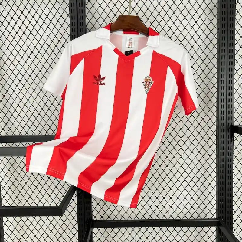 Real Sporting (Local - 80/81)