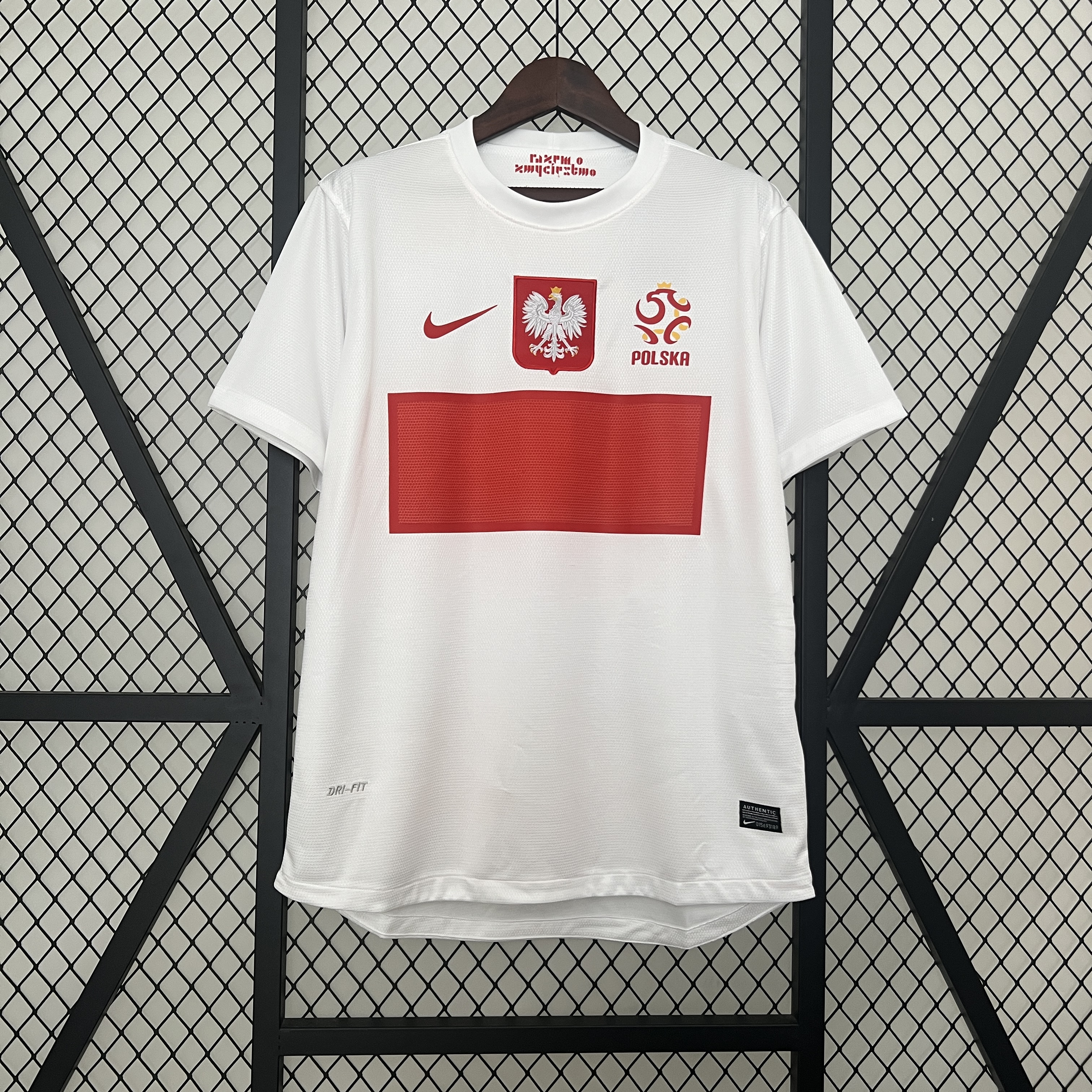 Polonia (Local - 12/14)