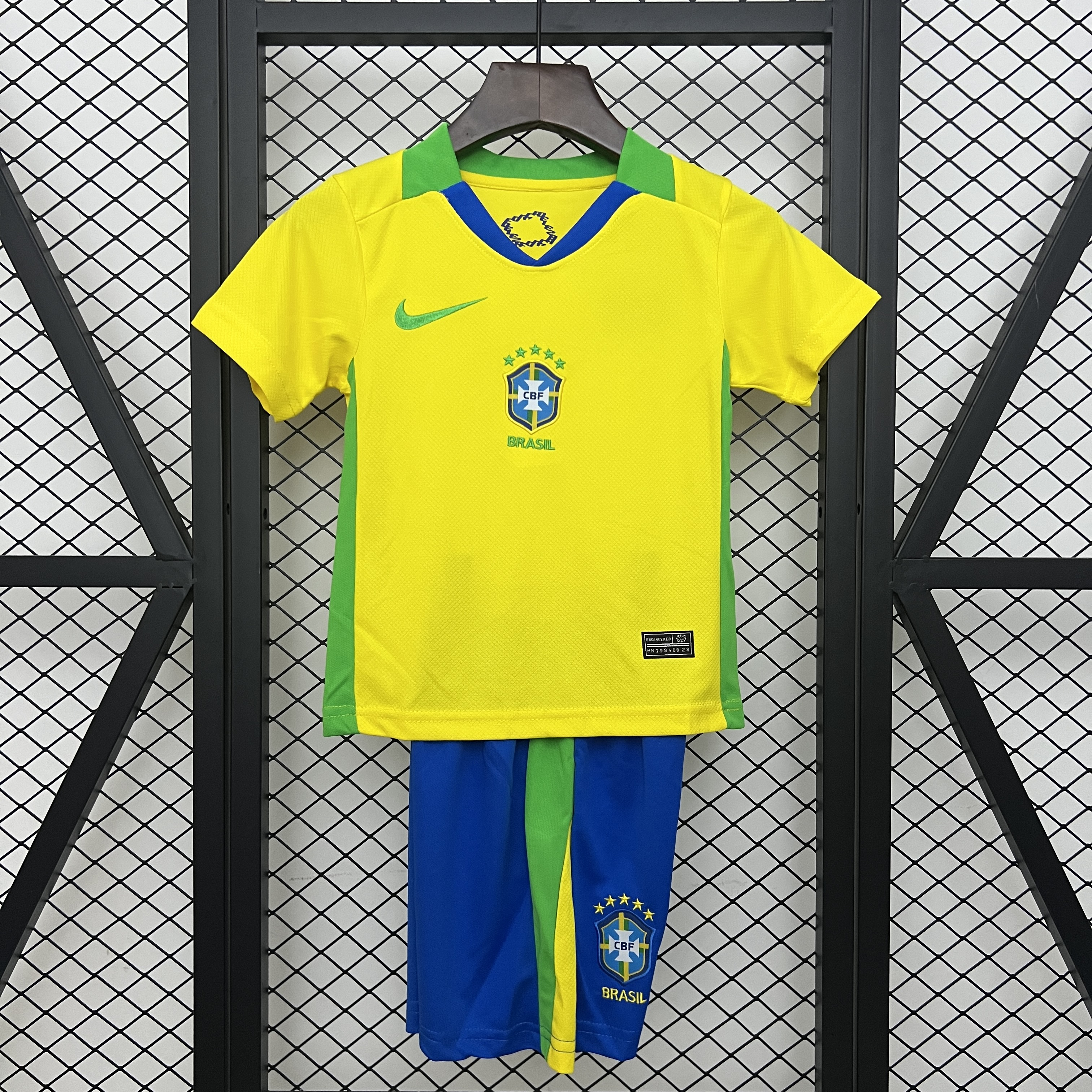 Brasil 2025 (Niños - Equipación Local Completa)
