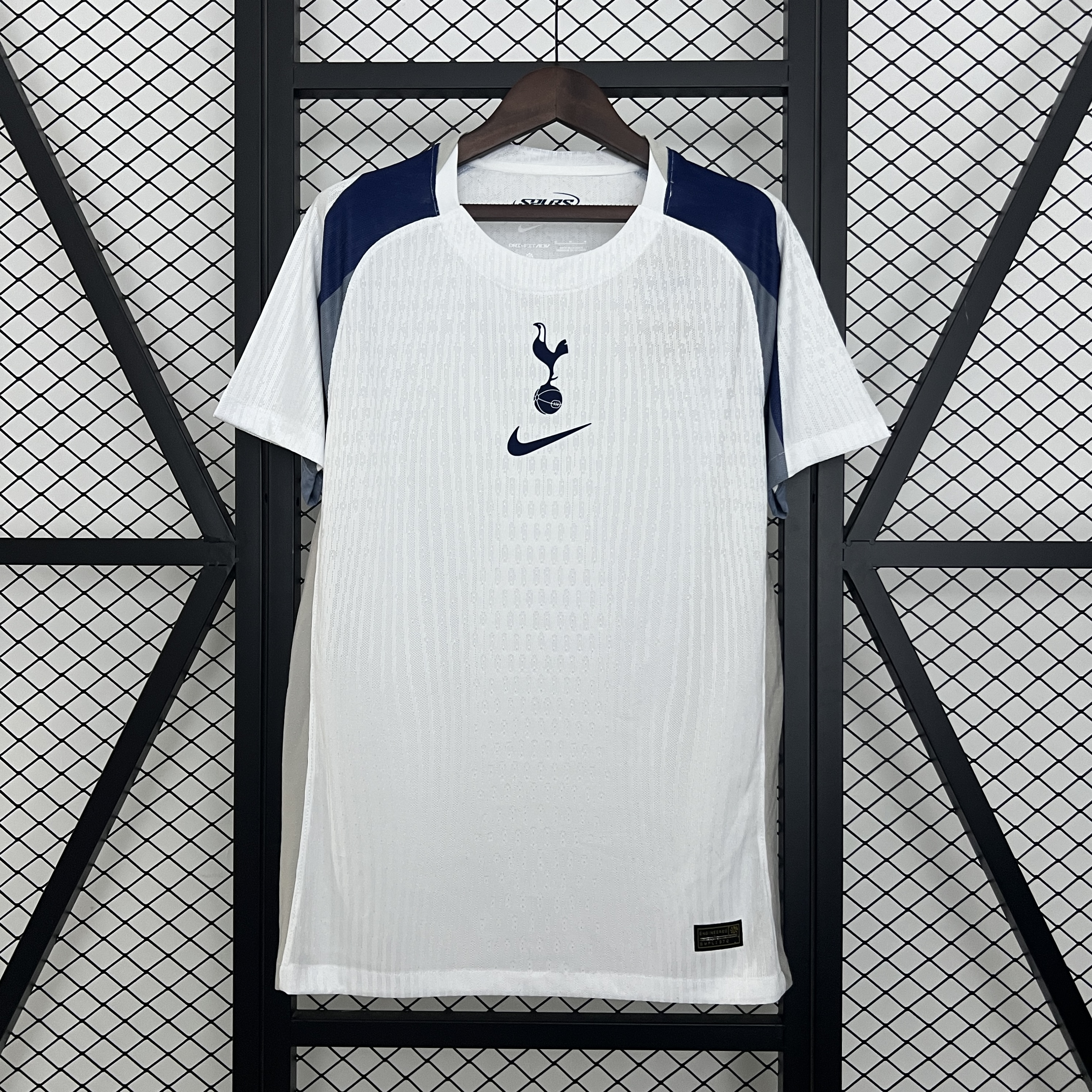 Tottenham (Local)