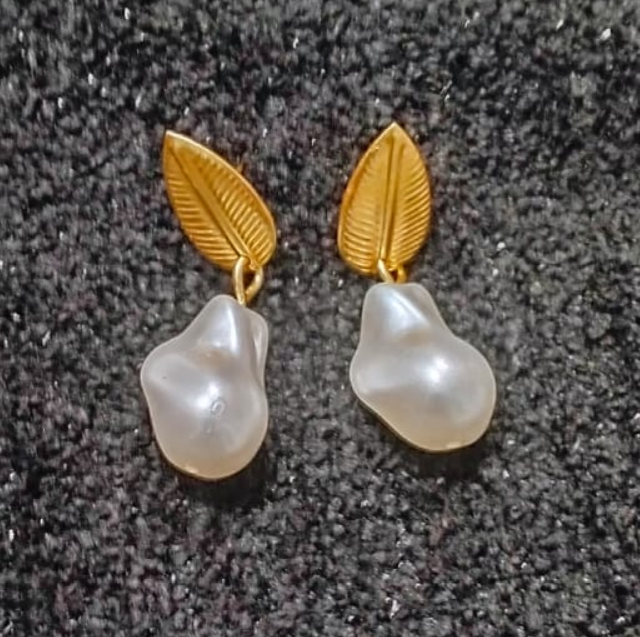 Elegant & Trendy Earrings