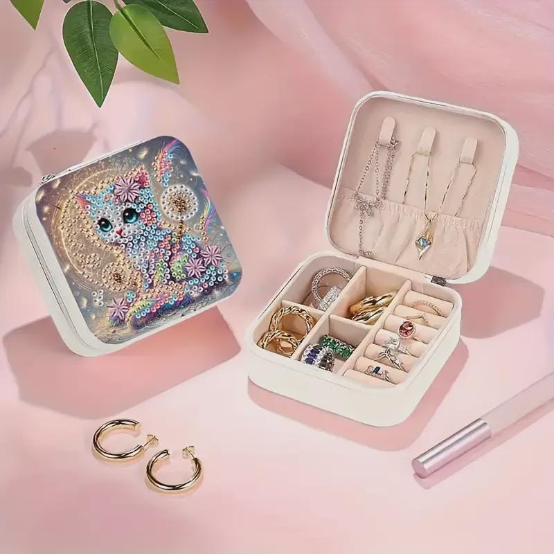 Kitten Diamond Painting Jewelry Box – Sparkly Travel Organizer, Cat Lover