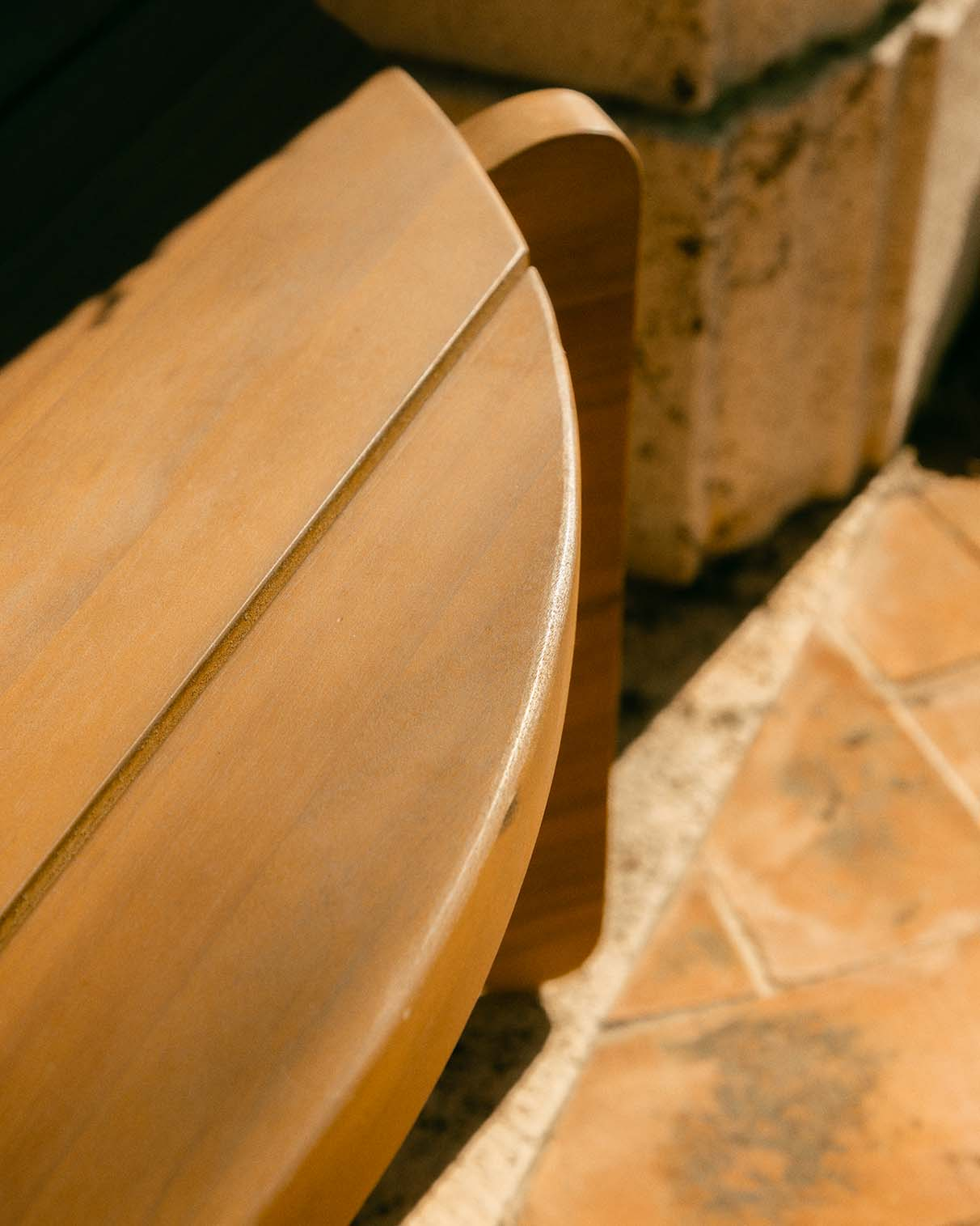 Round Acacia Wood Center Table (Ø80 cm) 