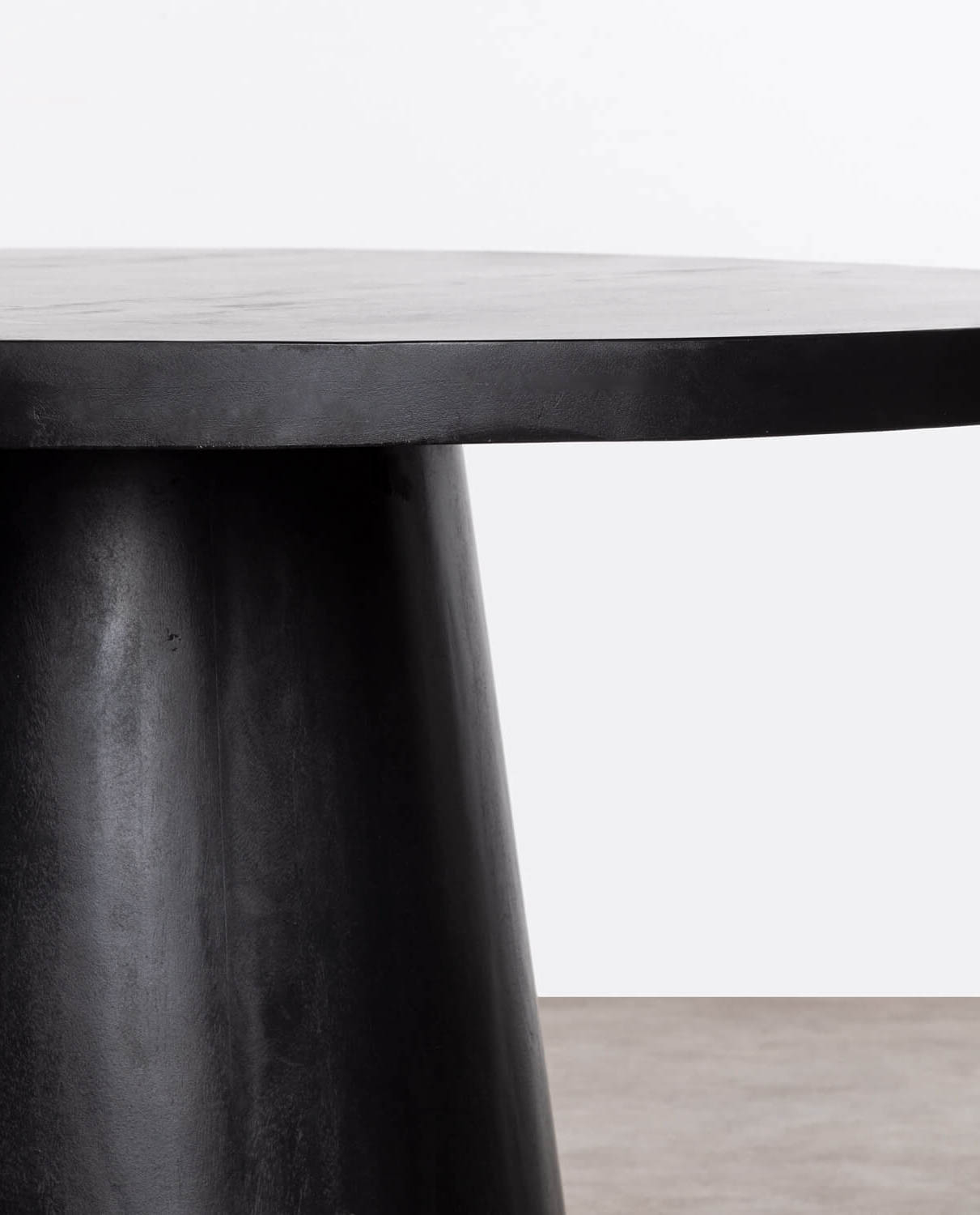  Set of Round Wooden Table Doran and 4 Vili Natural Rattan Chairs, 