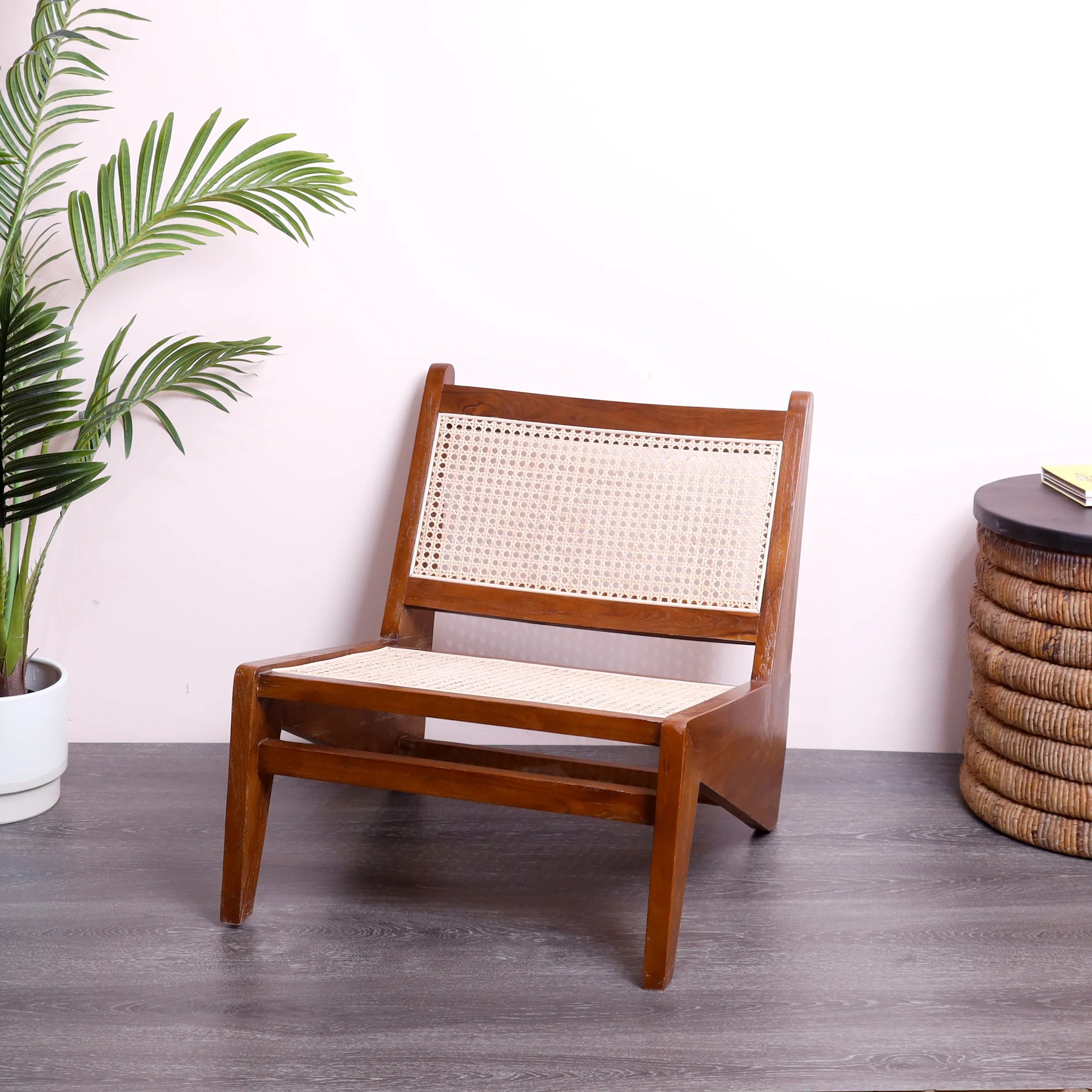 Wooden Lounge Chair In Teak Wood