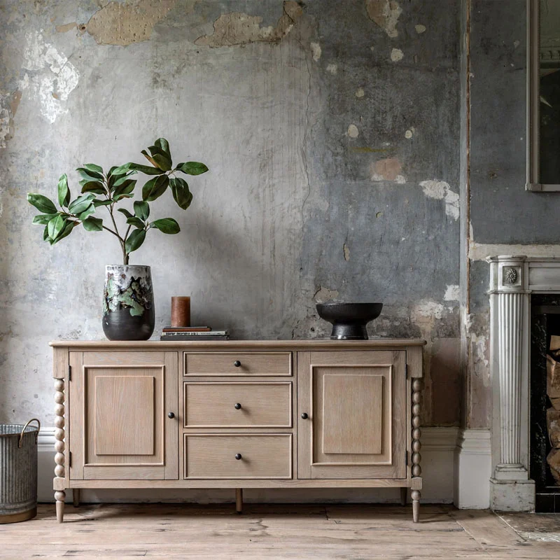 Rustic Country Cottage Light Oak Wood Large 2 Door 3 Drawer Sideboard With Hand Carved Bobbin Detail Legs 165cm
