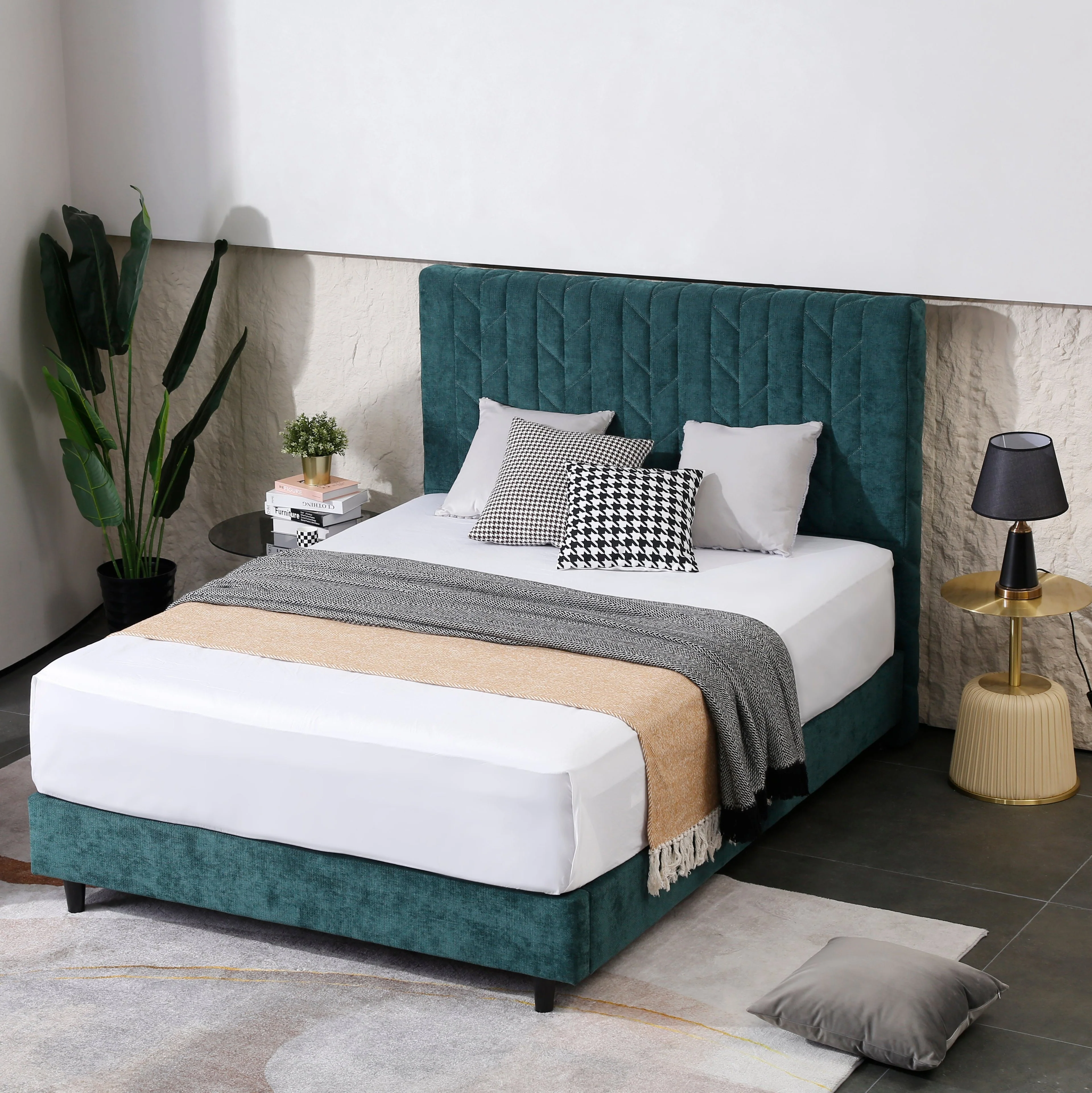 Elliot Velvet Queen Bed - Green