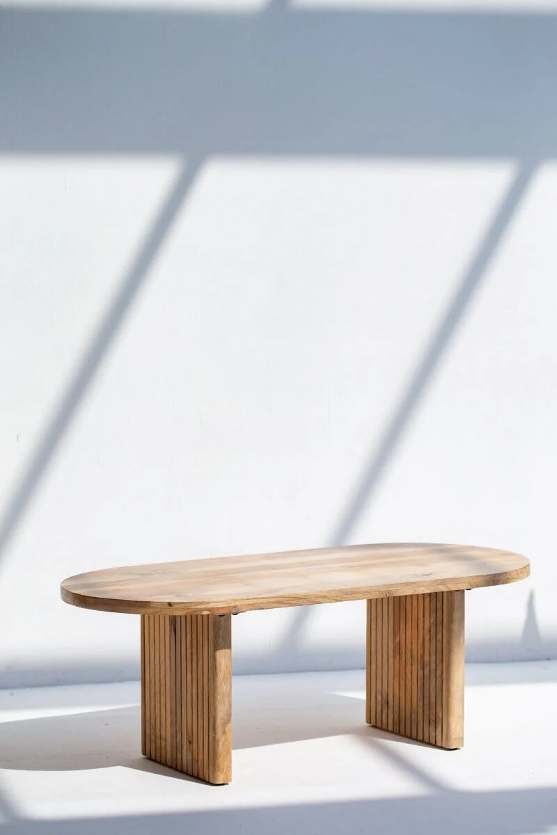 Oval Shape Wooden Coffee Table with Flat Legs