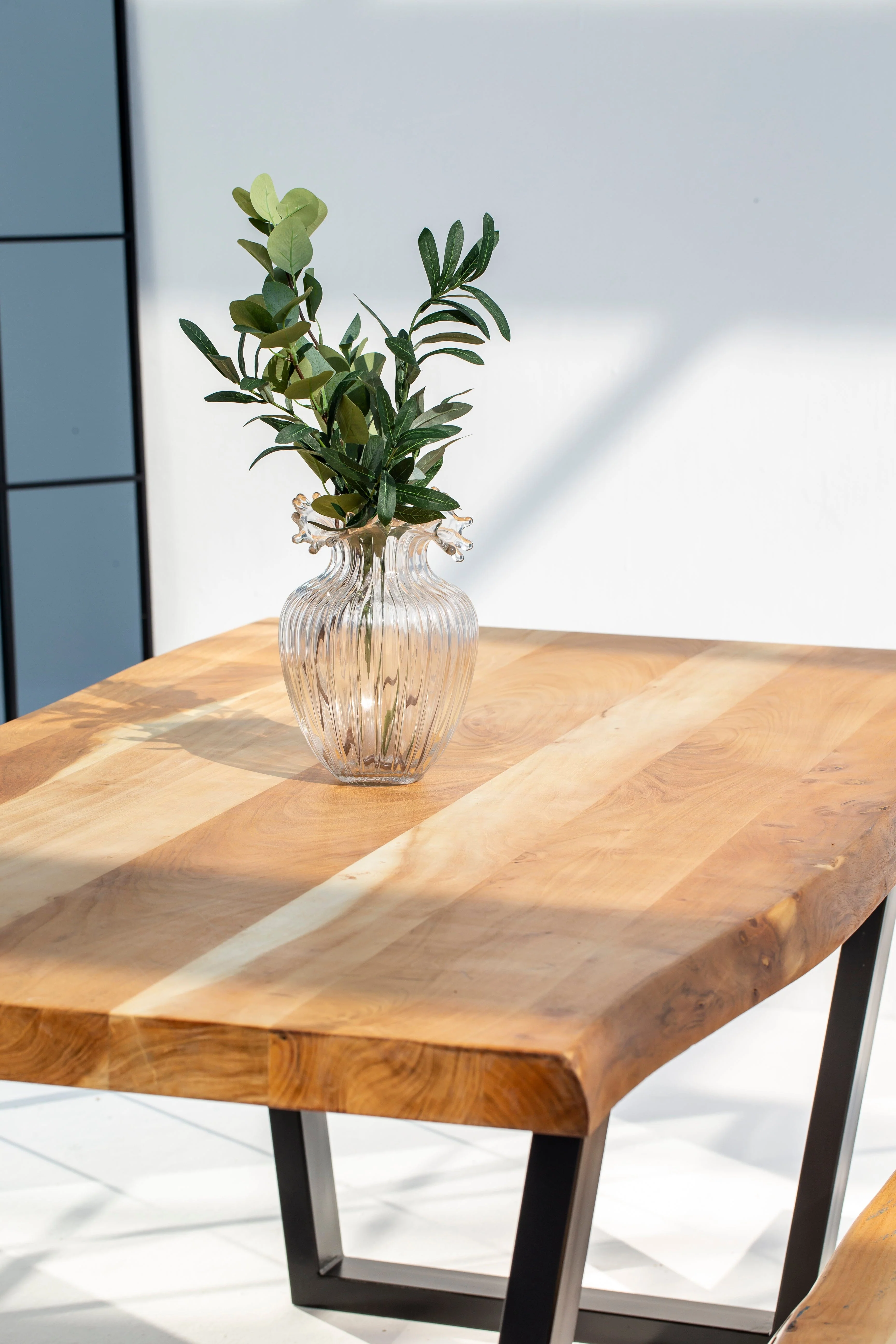 Light Acacia Wood Dining Table