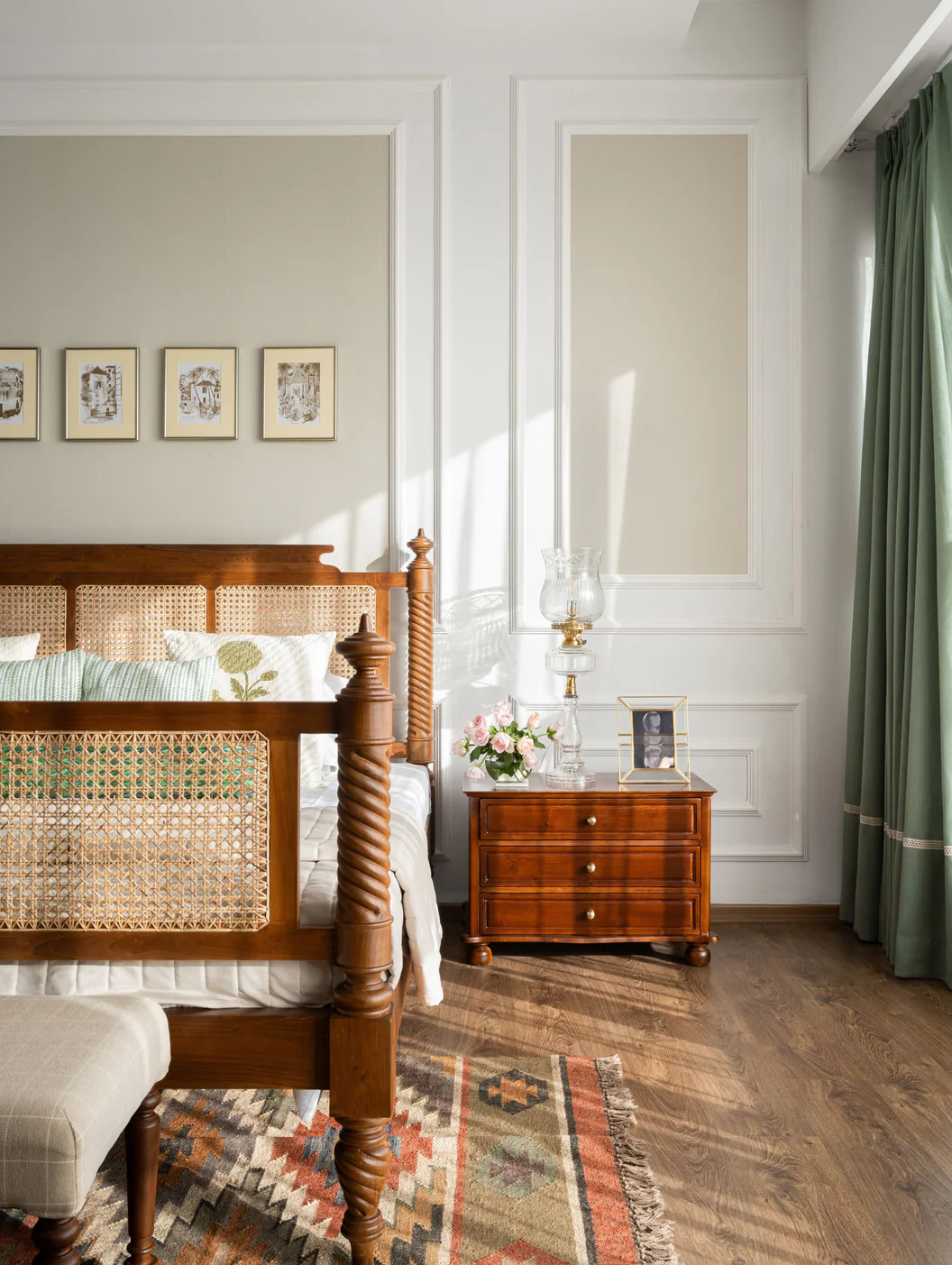  Furneezy Vintage Wooden Bed #2