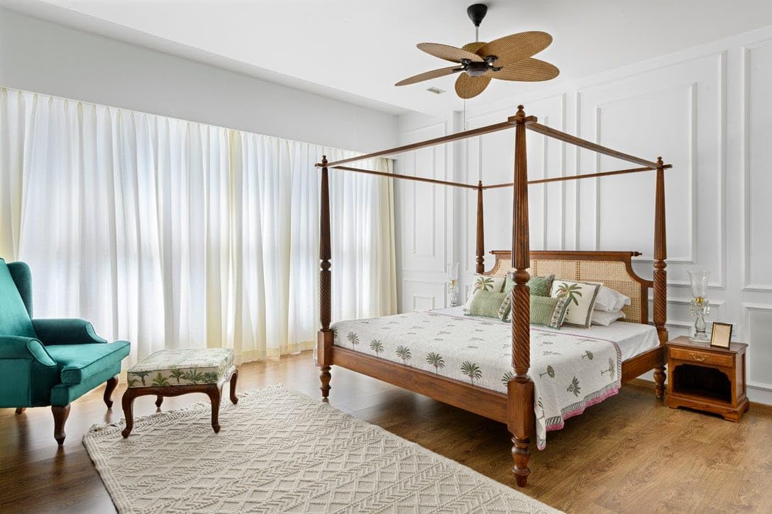 Four Poster Mango/ Sheesham Wood Bed King Size (72x78)