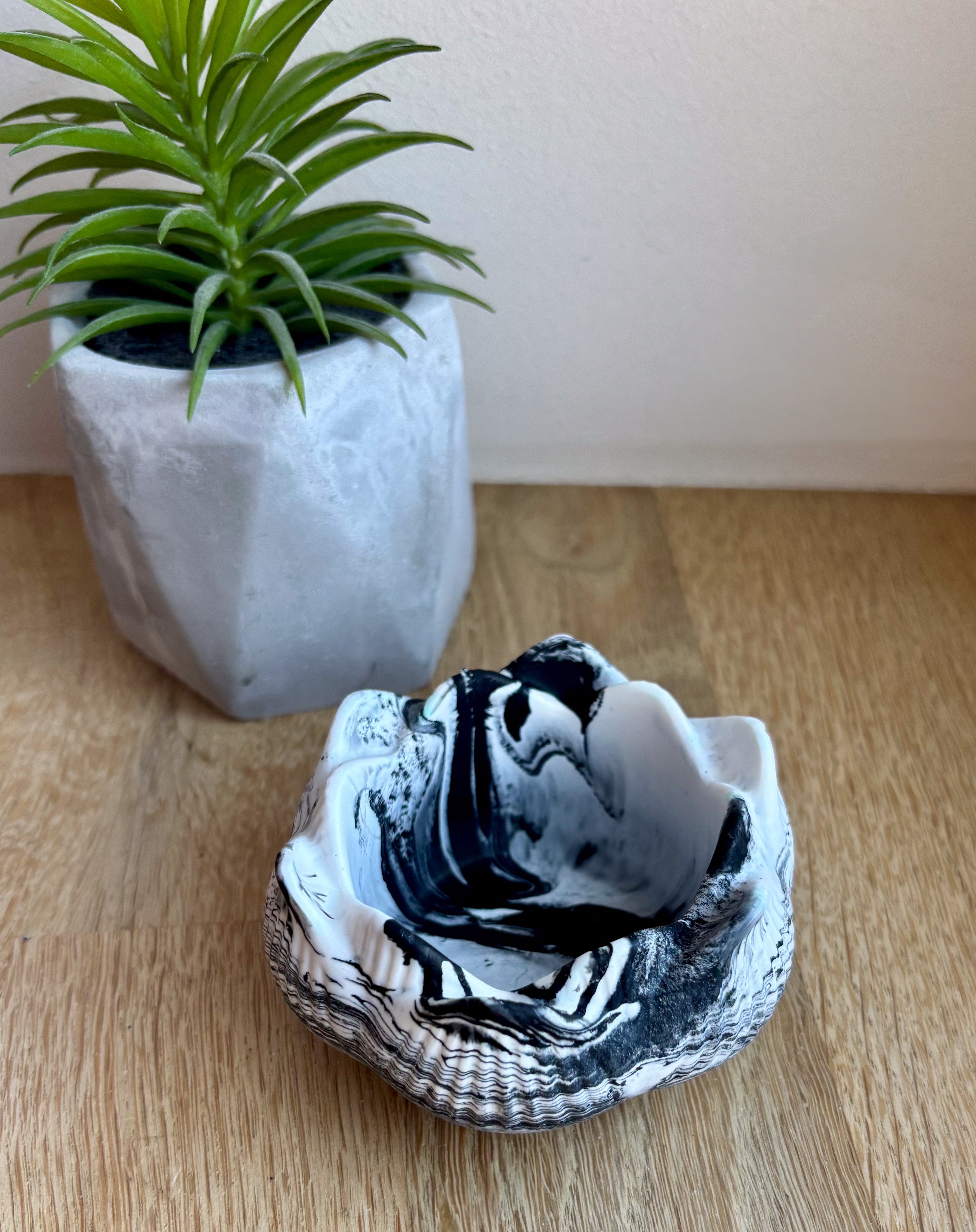 Pot décoratif "le lotus" 