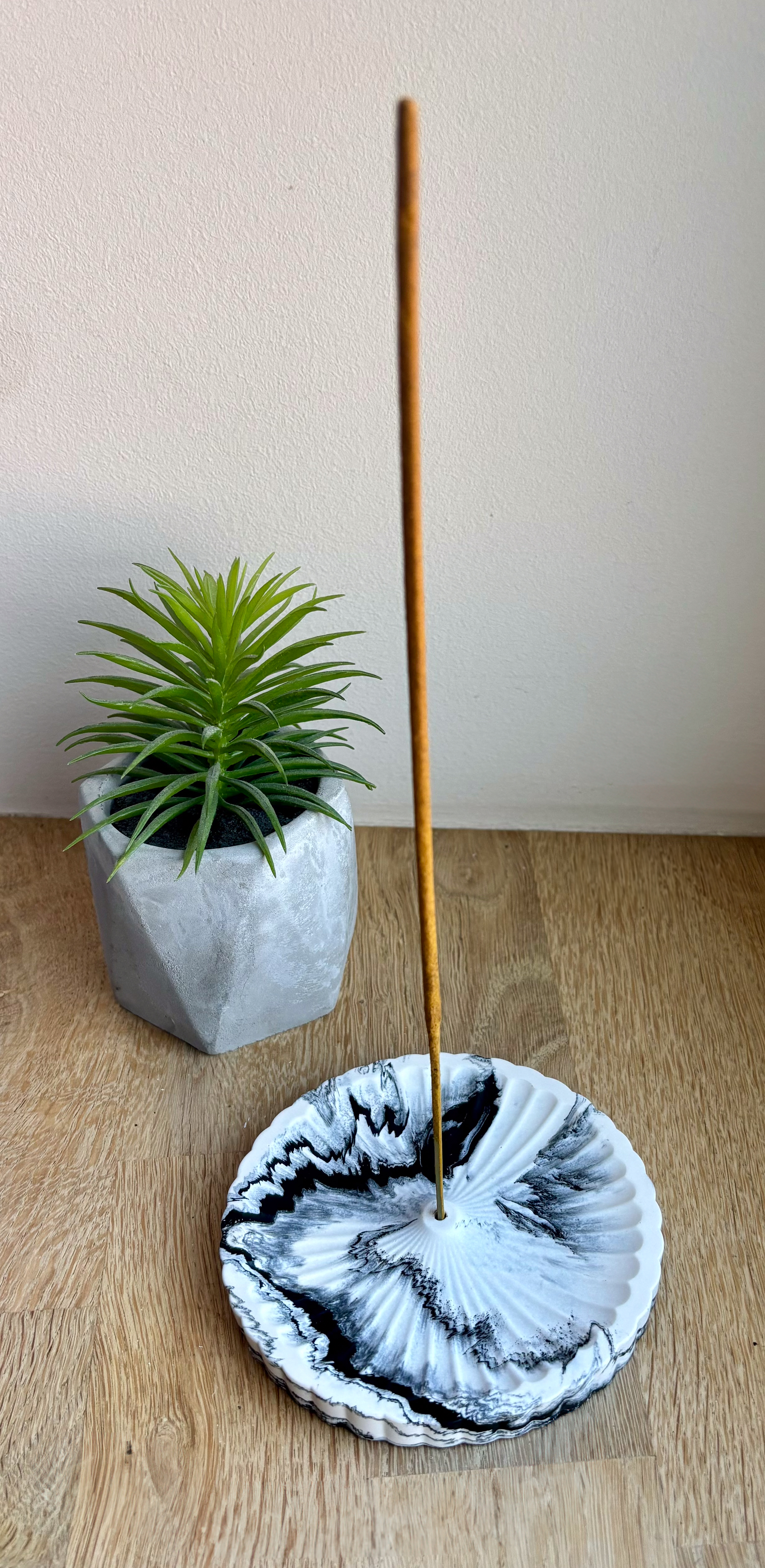 Encense moi 