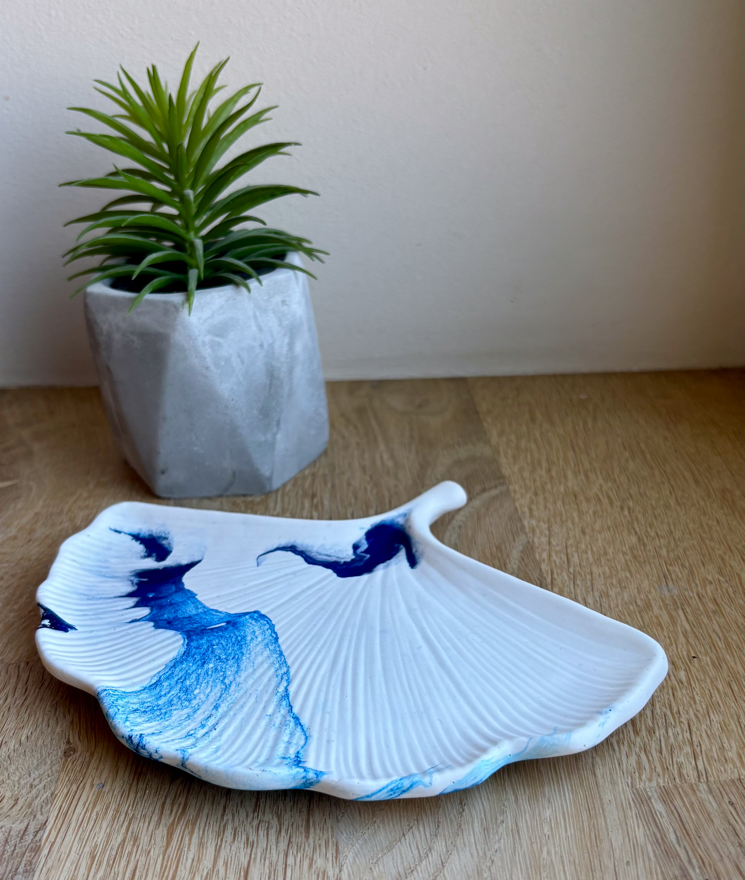 Vide poche feuille 