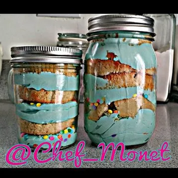 Cupcakes in a Jar