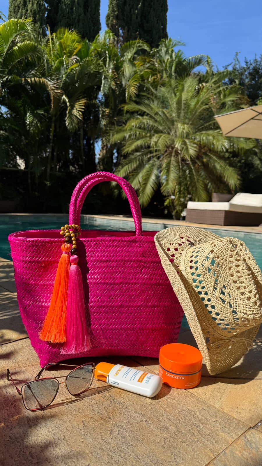 Borogodó Tote, Pink Artisan Straw Bag