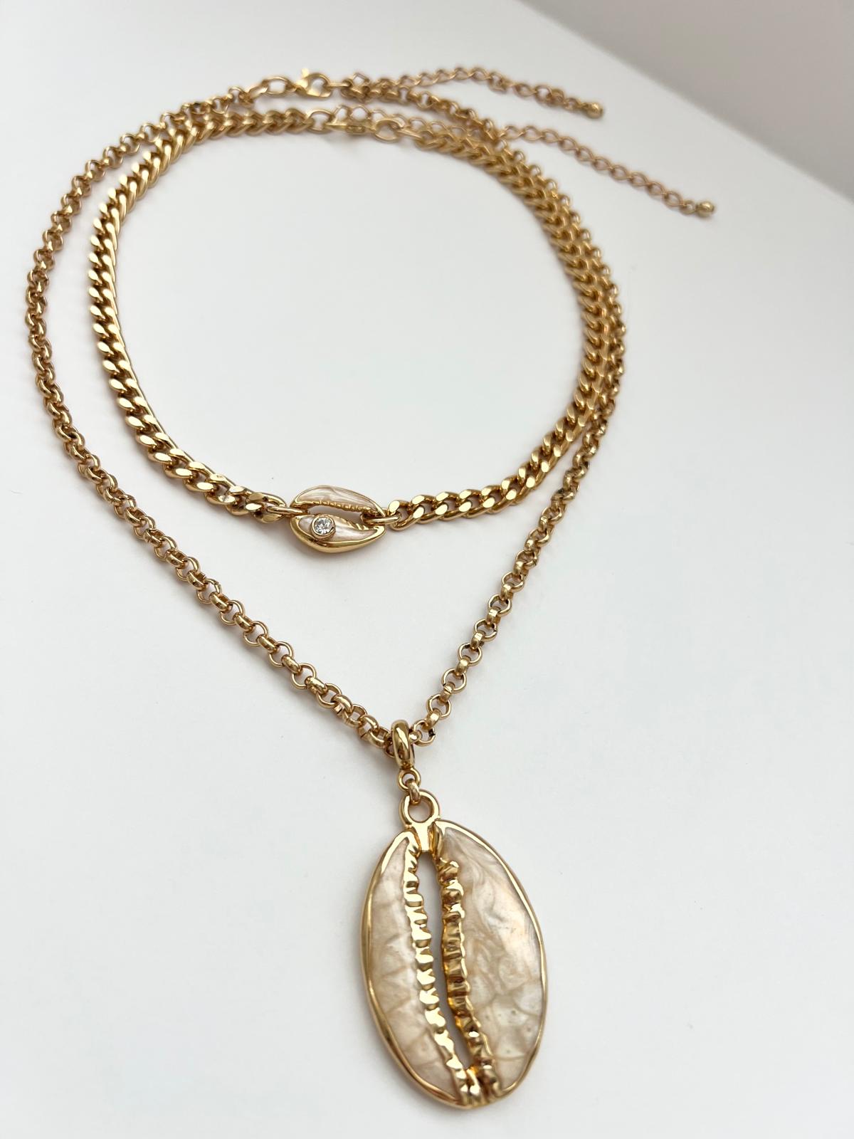 Beachy Cowrie Shell Necklace