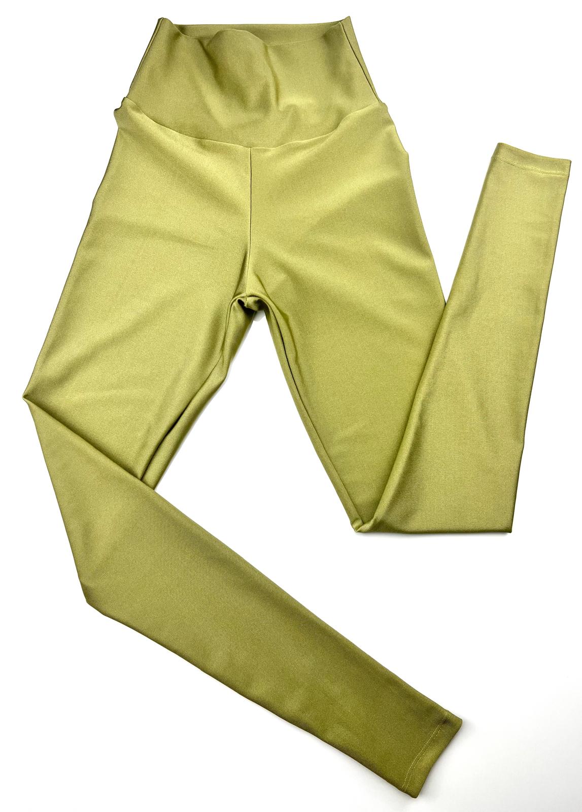Pistachio High-Waisted Fitness Leggings – Stretchy, Sculpting Brazilian Activewear