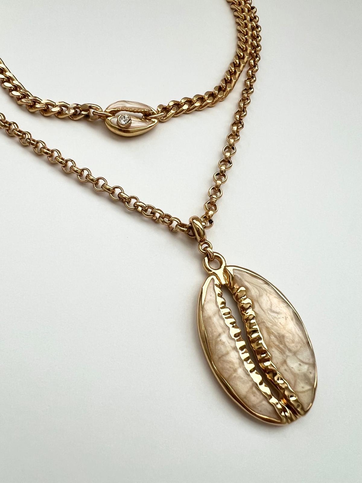 Beachy Cowrie Shell Necklace