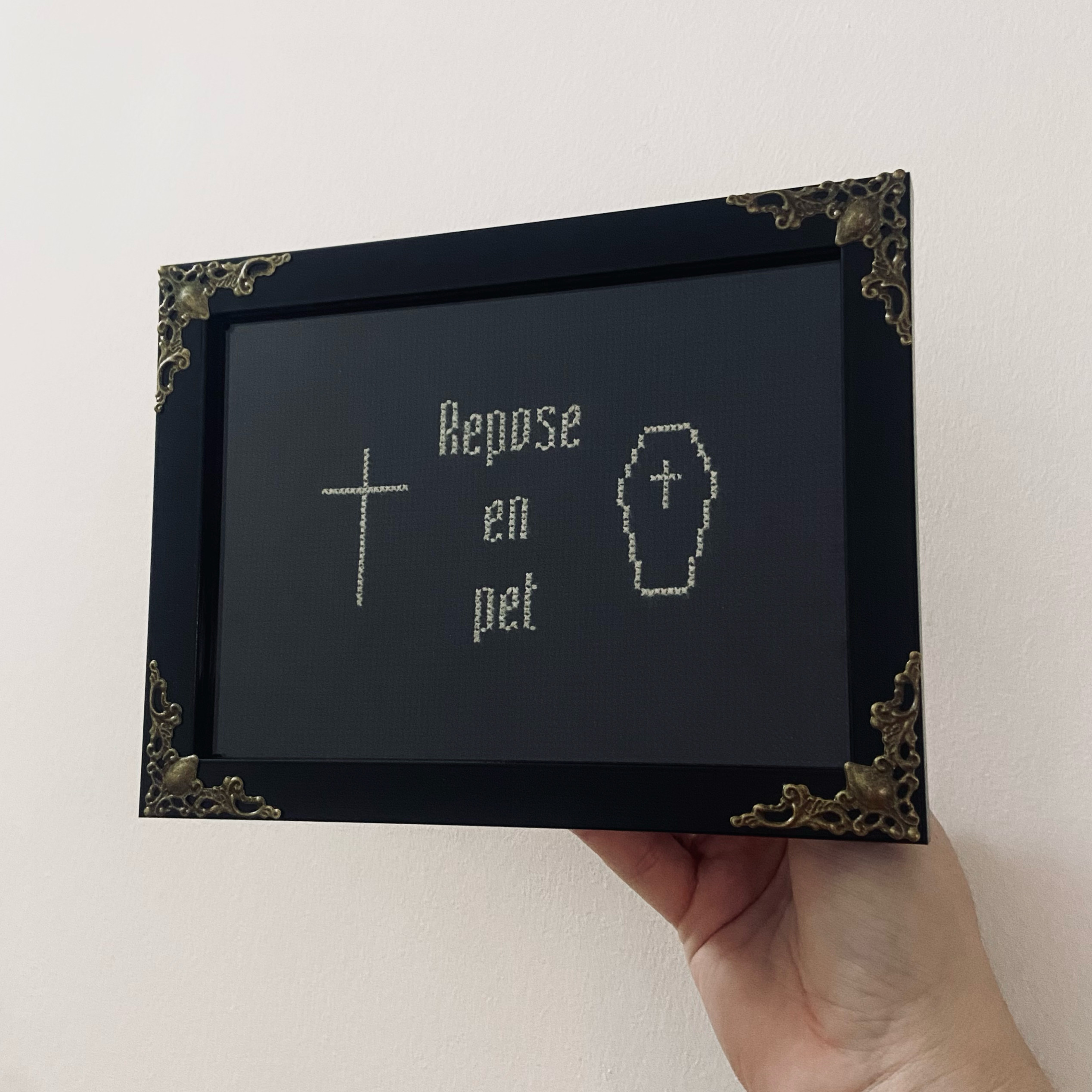 Repose en pet ⚰️