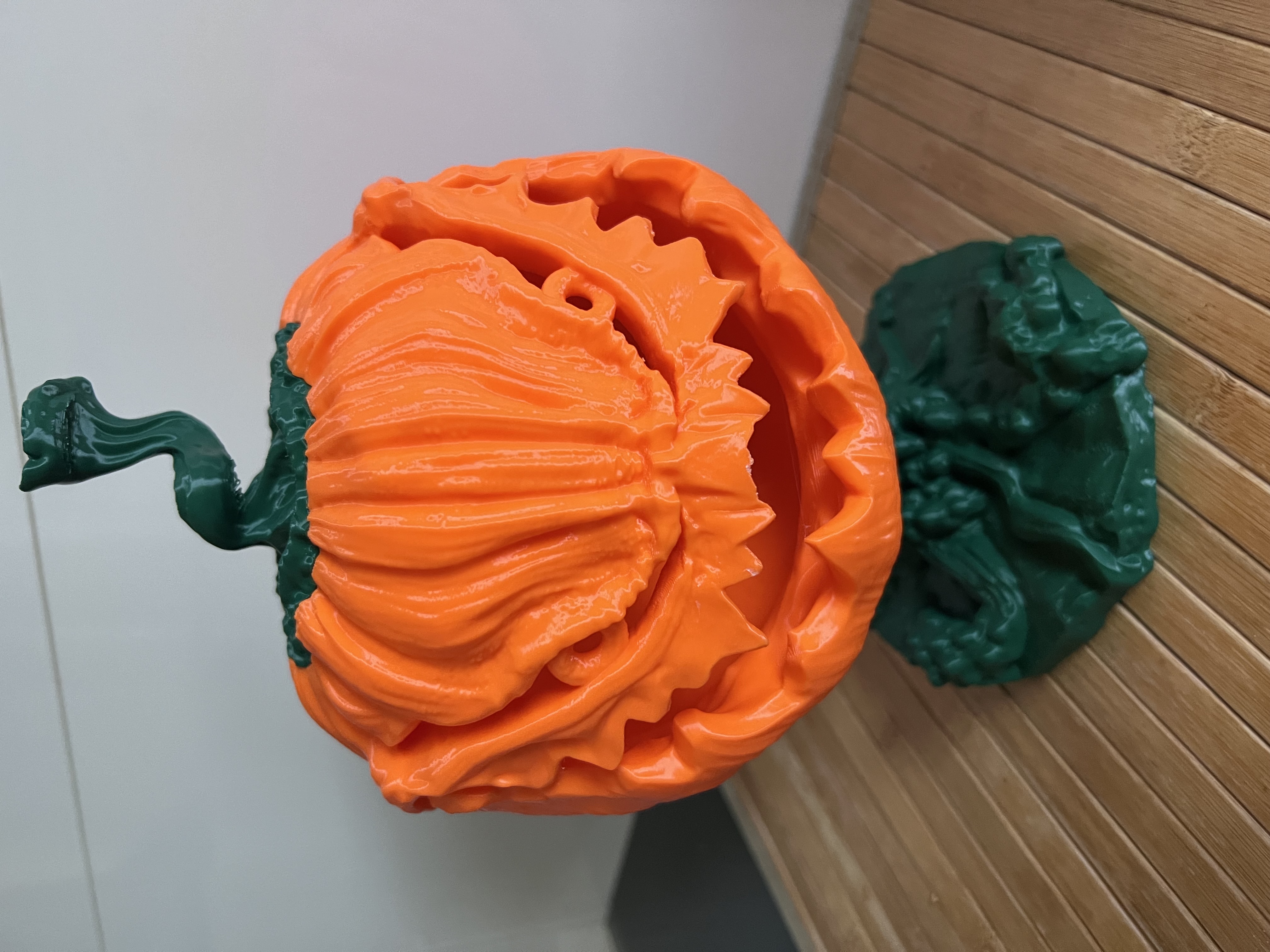 Abóbora de Halloween iluminada