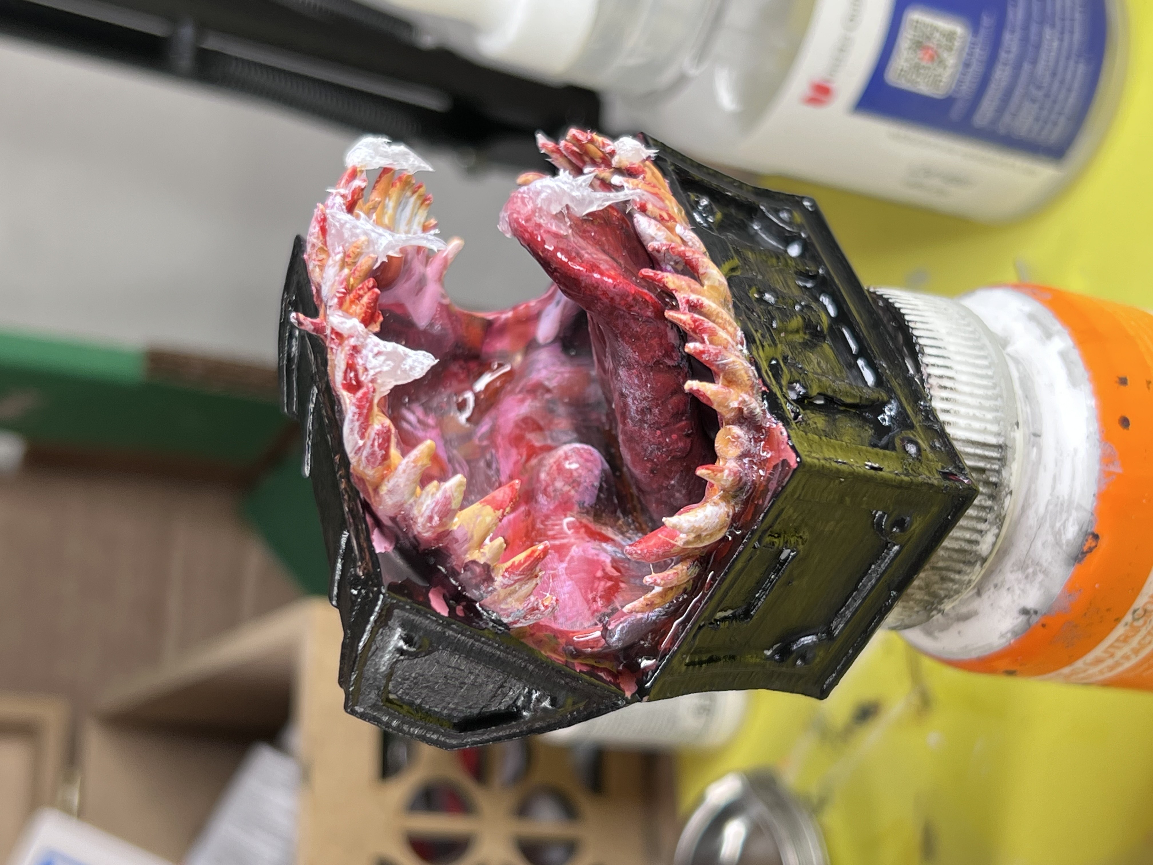 Miniatura Baú Monstro