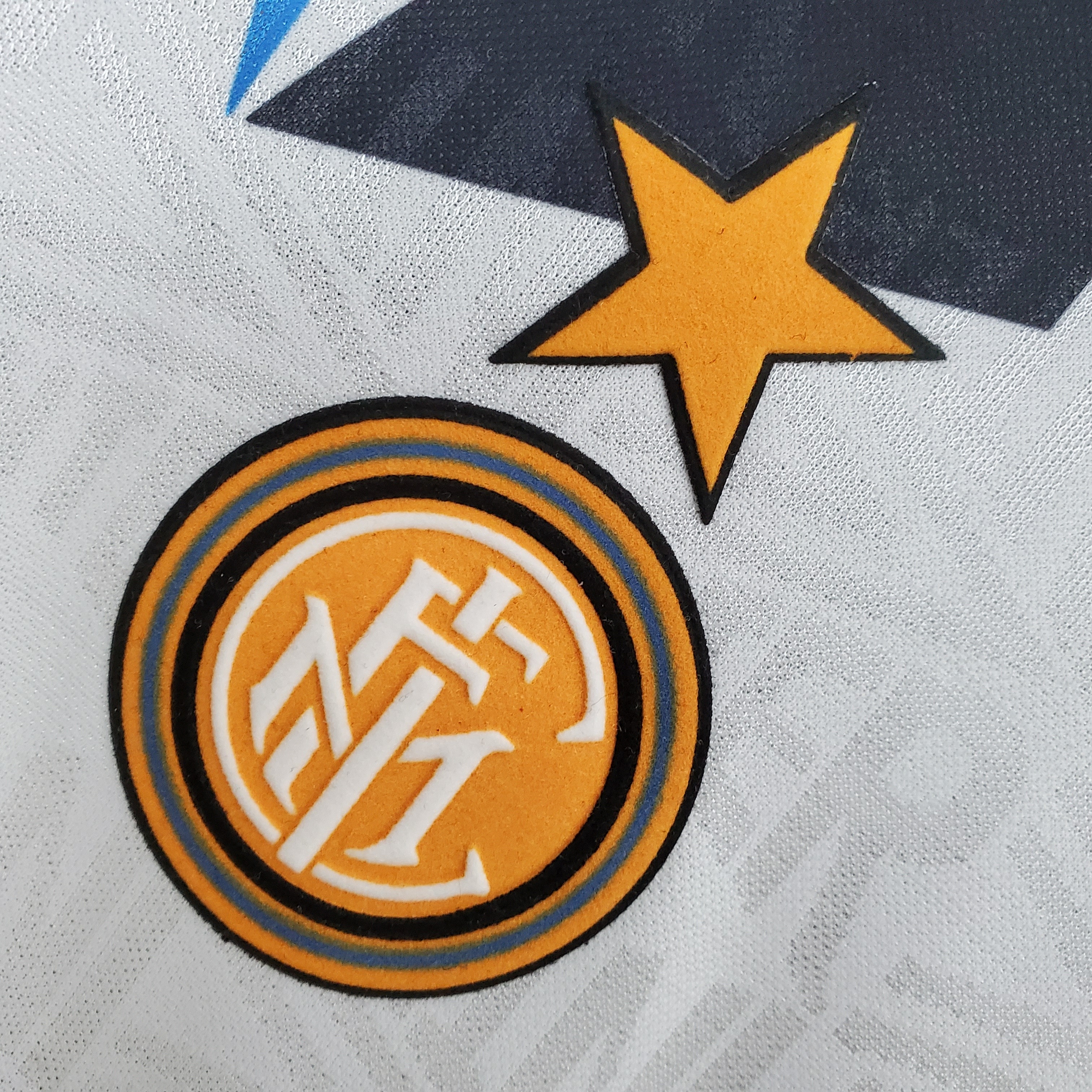 Inter Milan 1992/93 Away Retro Jersey