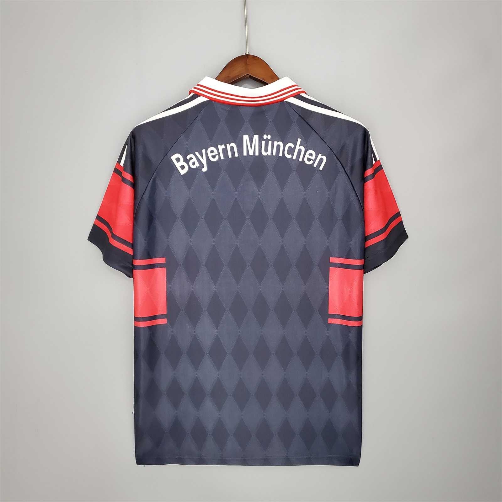 Bayern Munich 1997/99 Away Retro Jersey