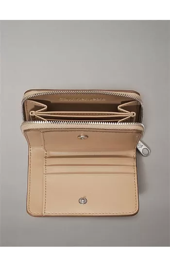 CALVIN KLEIN - Cartera beige