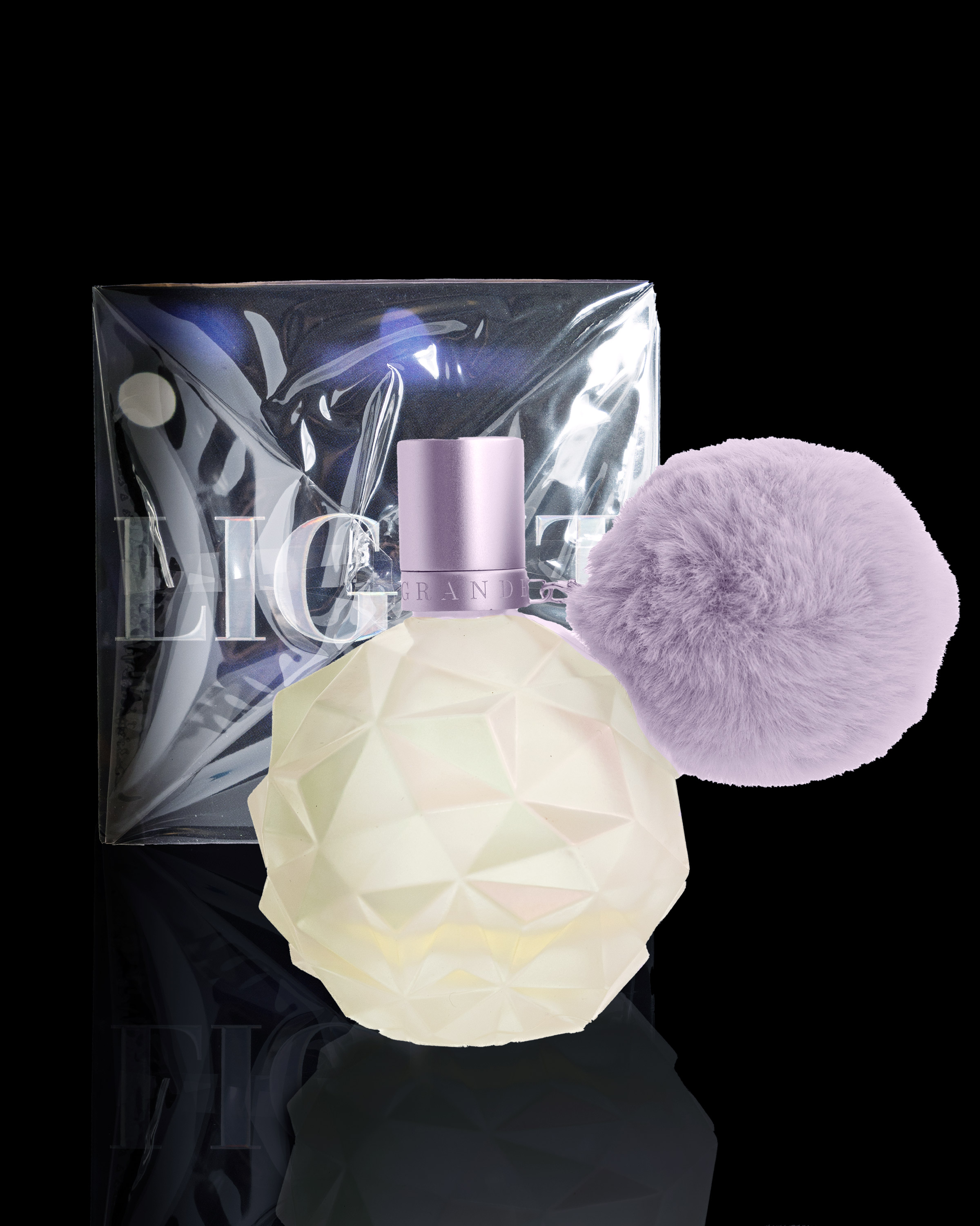 Ariana Grande Moonlight Perfume for Women - 3.4 oz EDP Spray (Floral, Fruity)