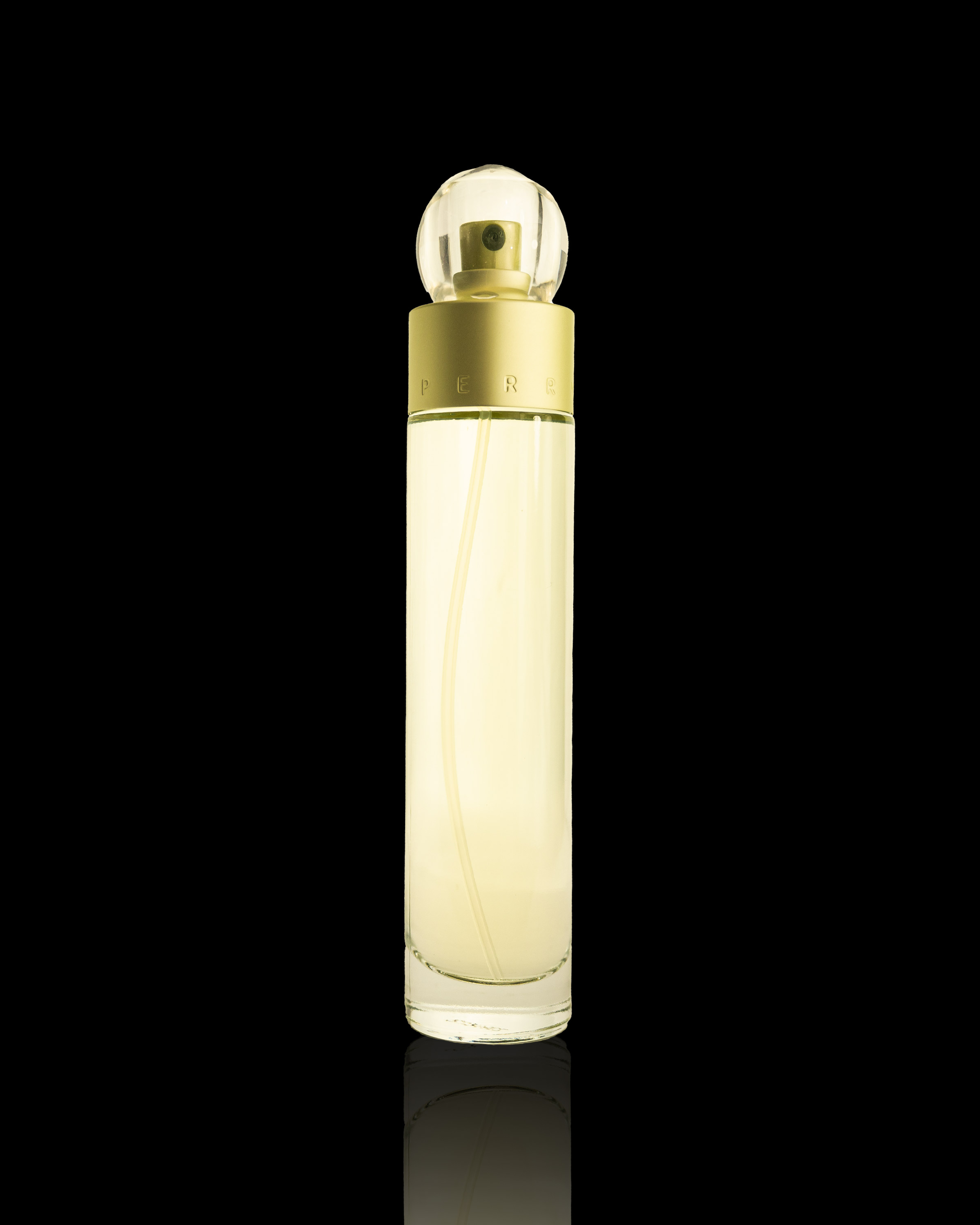 Perry Ellis Reserve Eau de Parfum – Timeless Woody Floral Fragrance for Daytime Elegance