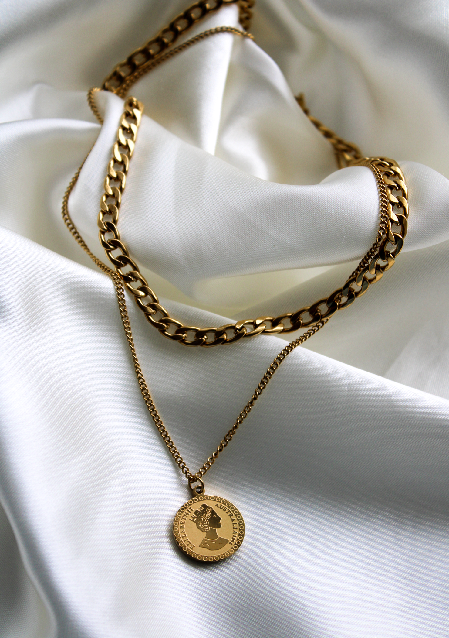 Classy Queen Necklace