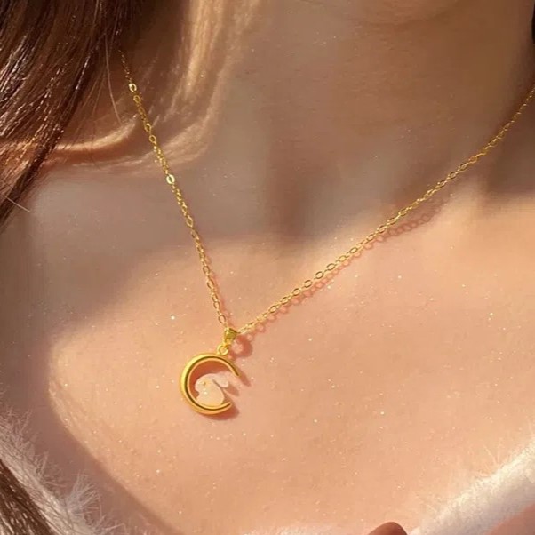 Gold White Jade Gold Eye Rabbit on the Moon Pendant Necklace