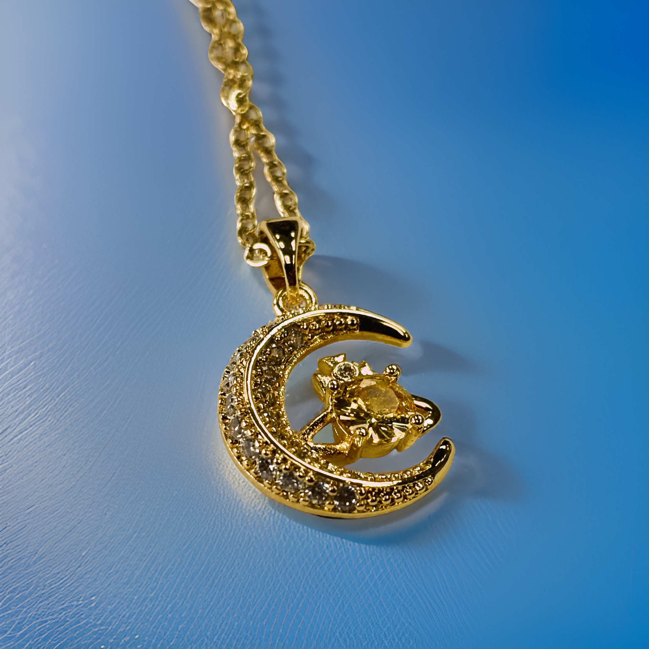 Gold Yellow Round Cut Zircon Pendant Necklace