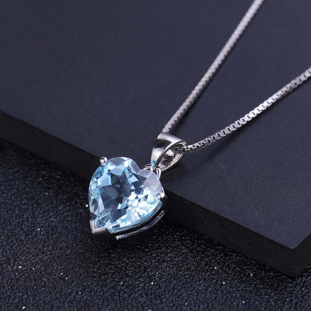 Heart-shaped Blue Crystal Pendant Necklace
