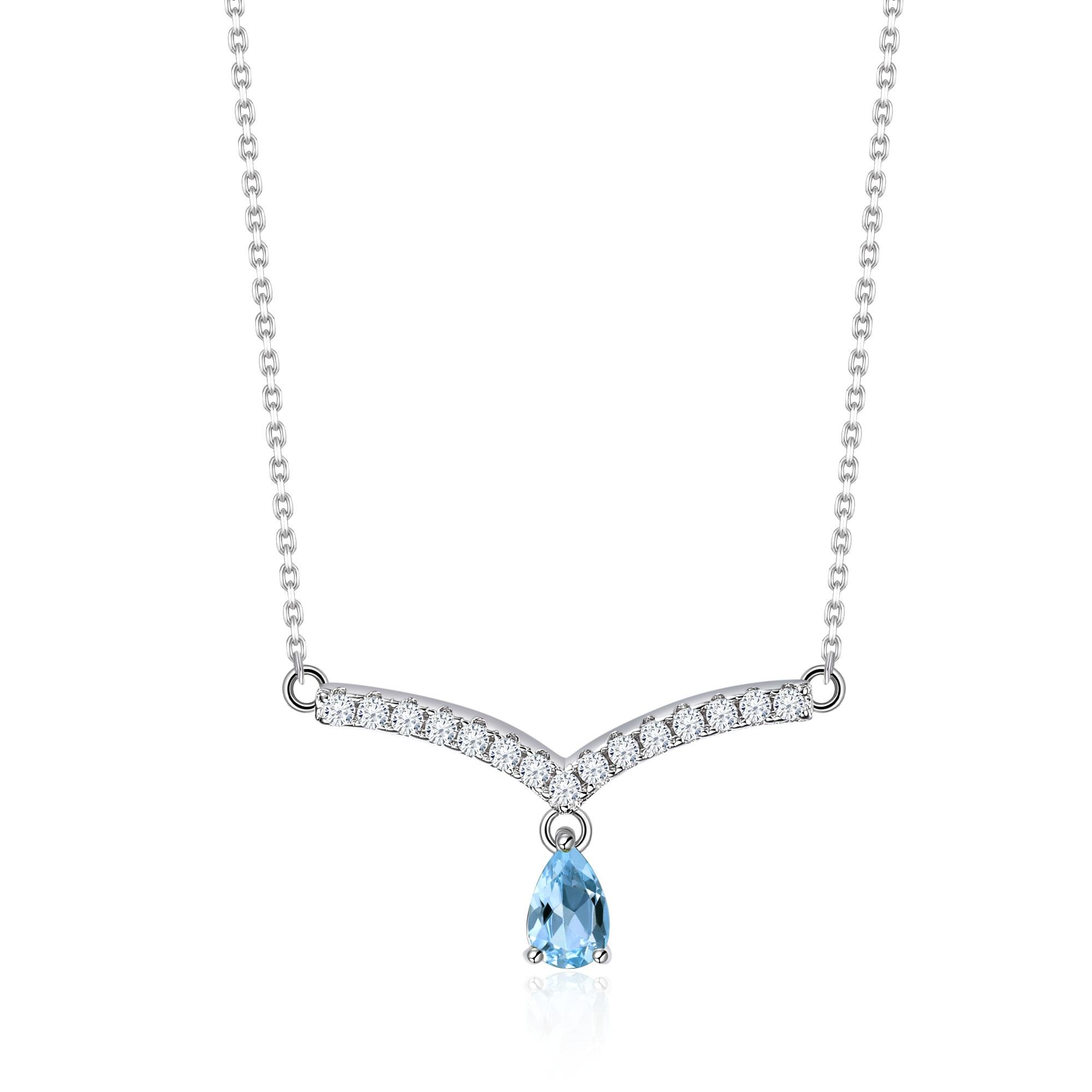 Elegant Diamond and Aquamarine Necklace