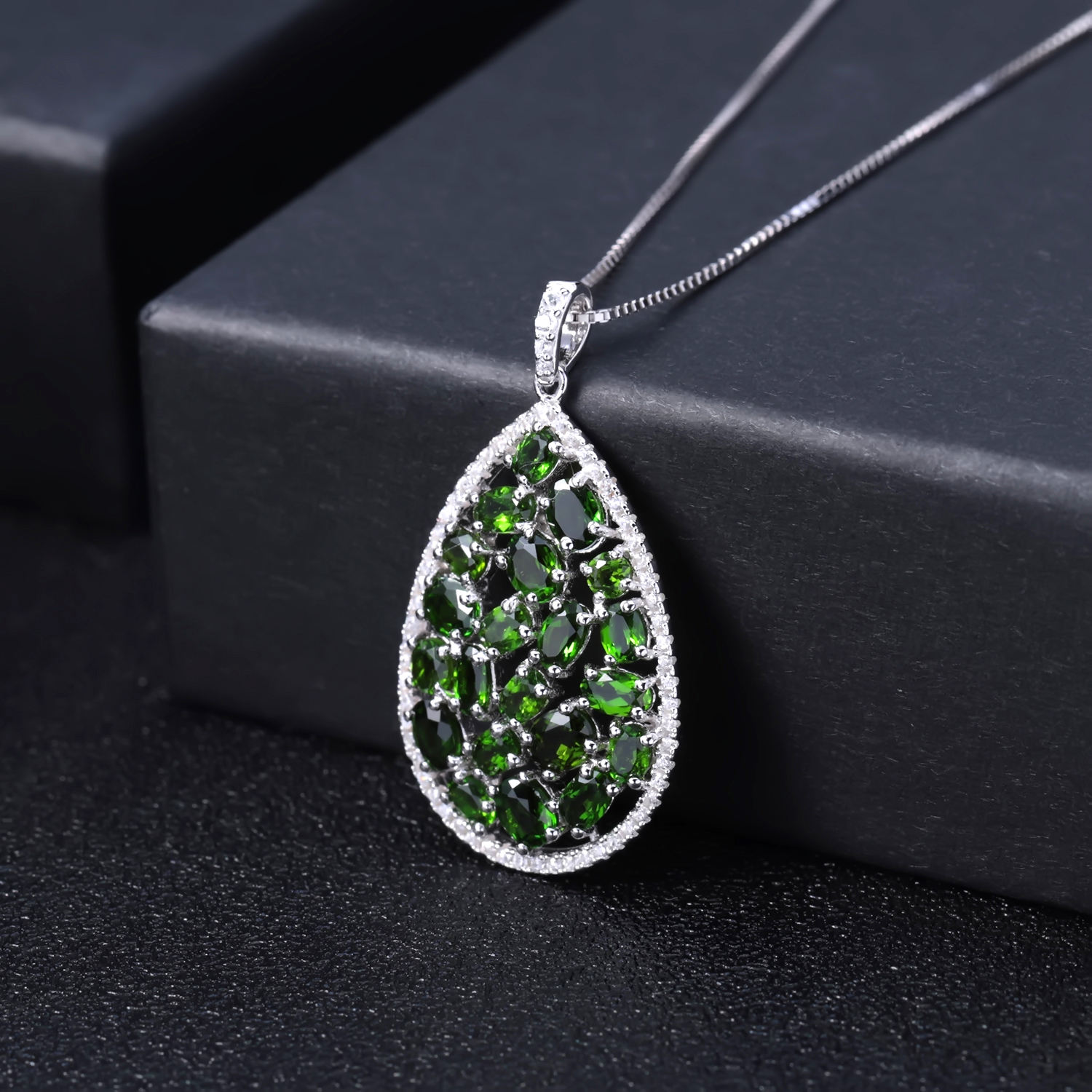 Natural Chrome Diopside Pendant