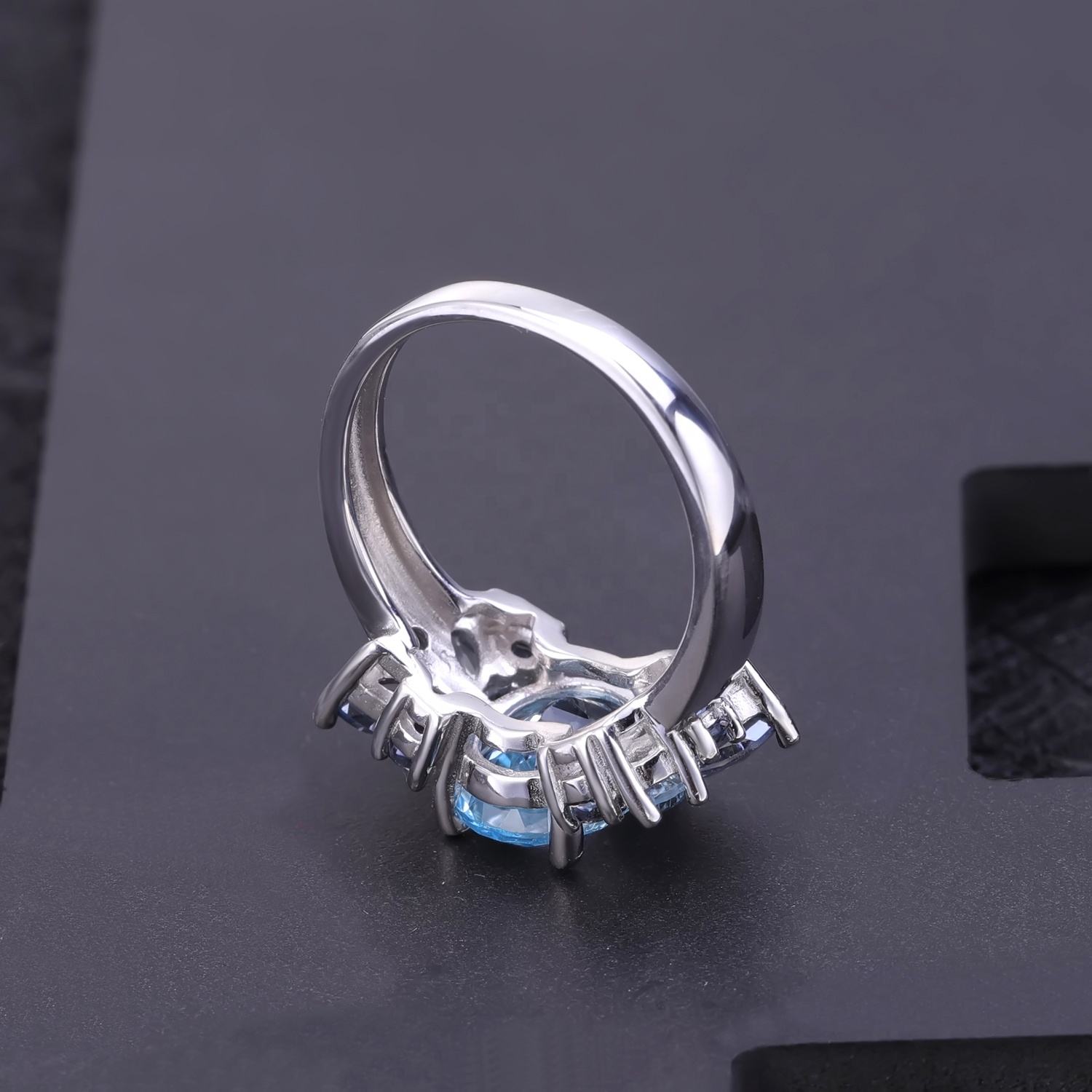925 Sterling Silver Ring with Natural Topaz