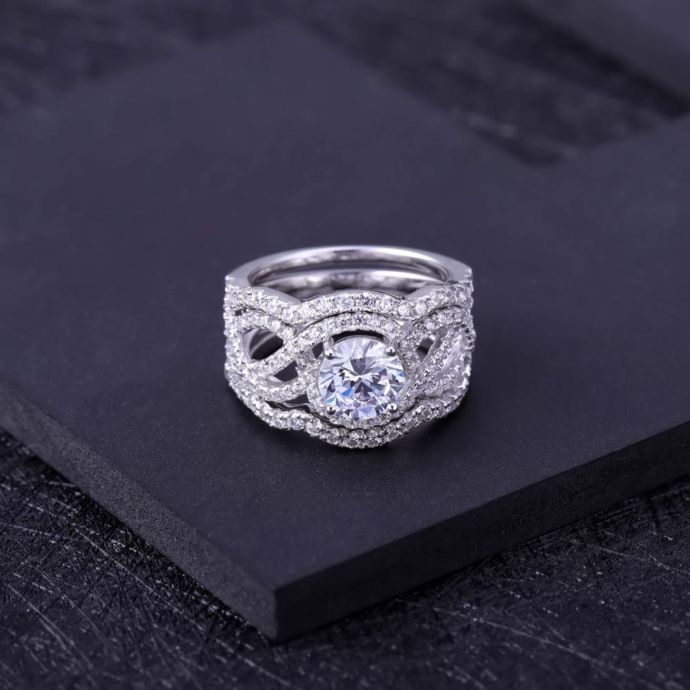 925 Sterling Silver White CZ Ring