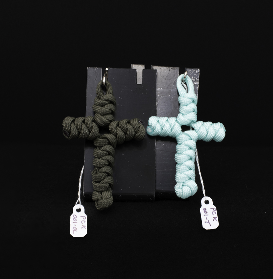 Cross Zipper Pull