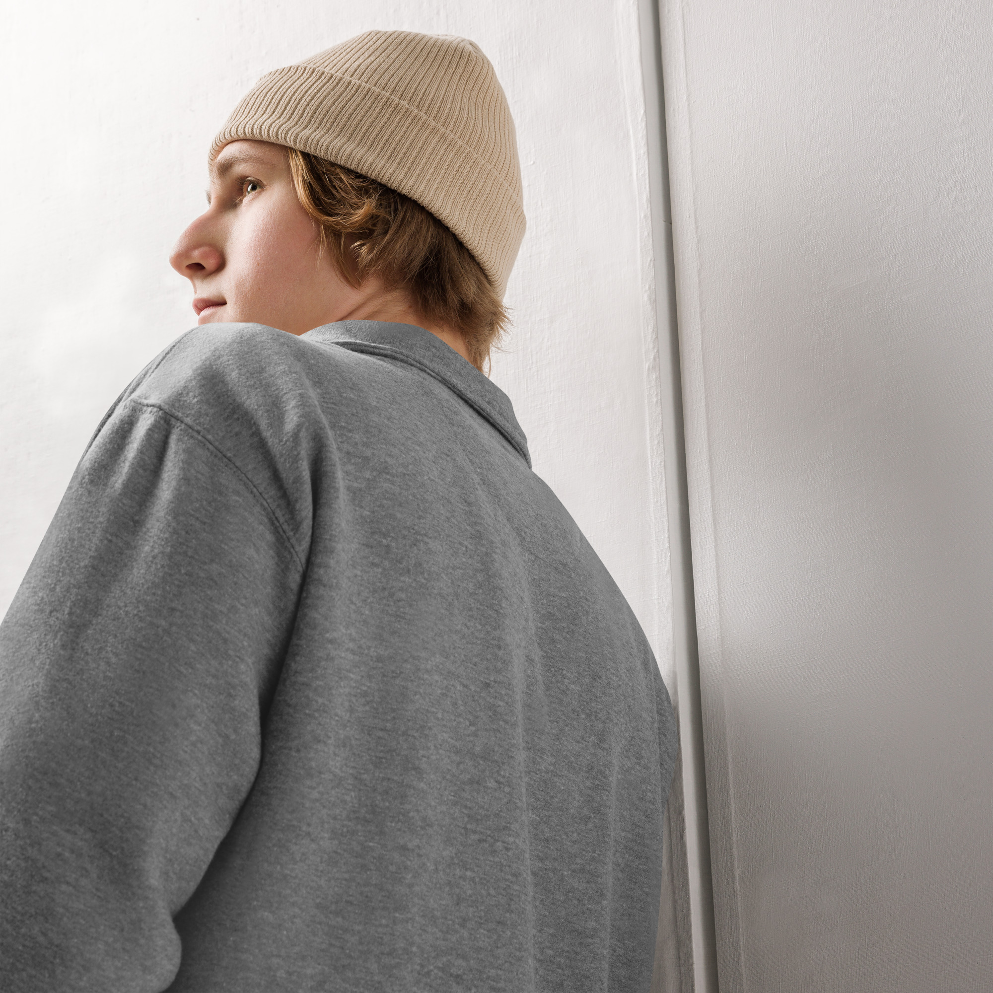 Rose Lion Men's Fleece Pullover – Warm, Stylish, & Comfortable Sweaters(Black)