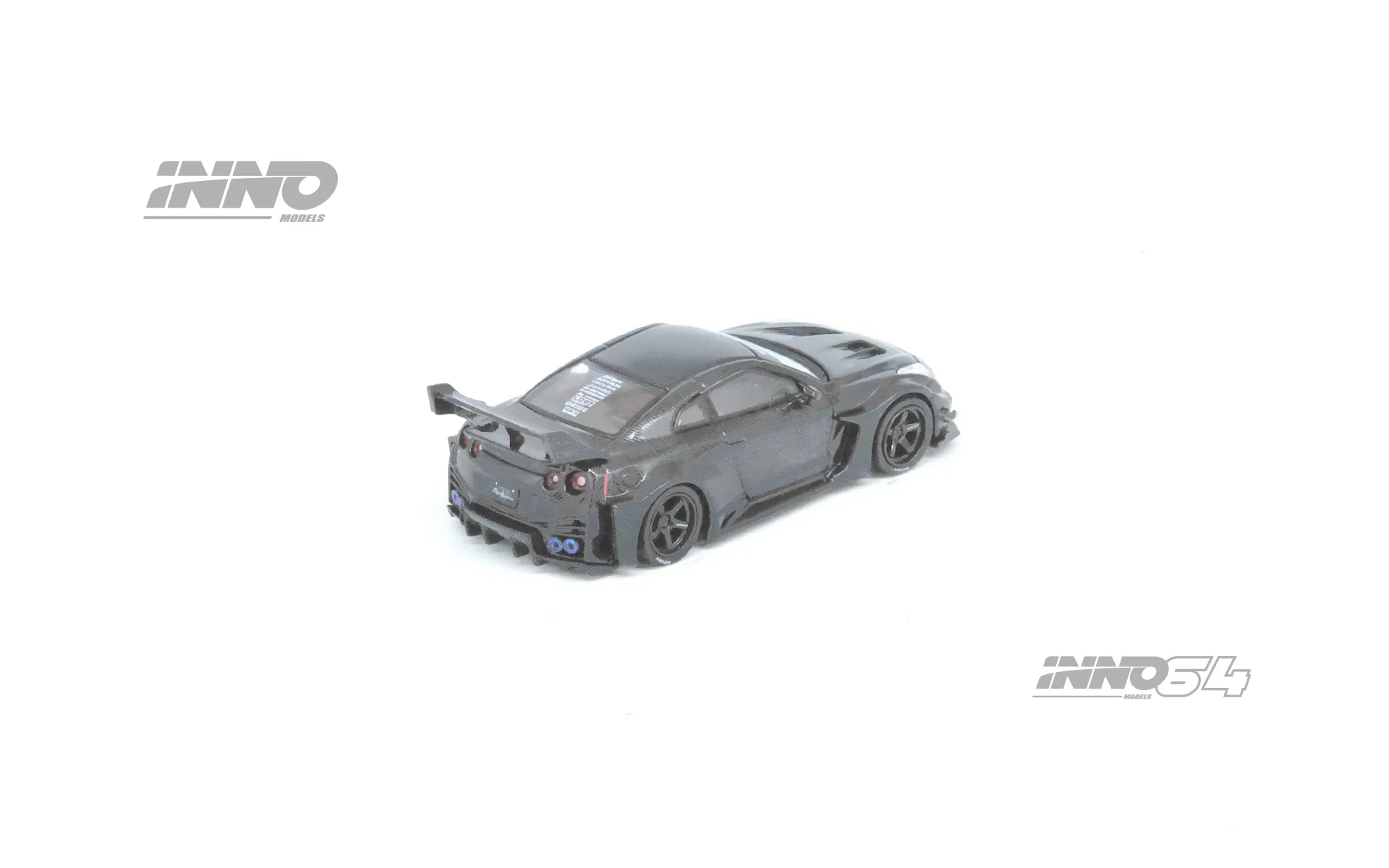 INNO64 NISSAN GT-R (R35) LBWK SUPER SILHOUETTE 35GT-RR Full Carbon