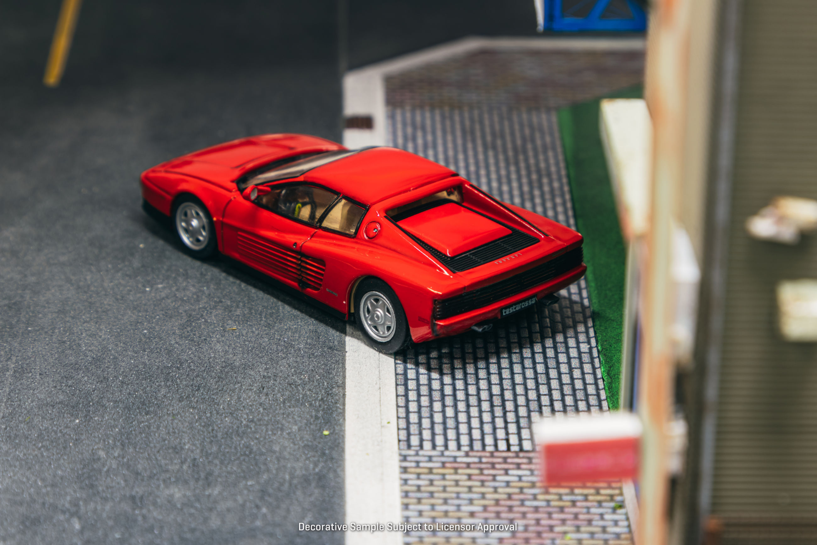 Tarmac Works FERRARI TESTAROSSA 1984