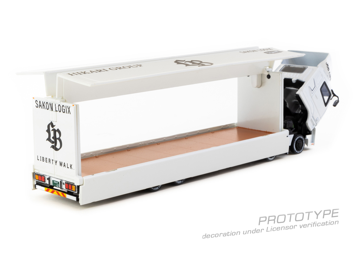 Tarmac Works Mitsubishi Fuso Super Great / LB-TRUCKS