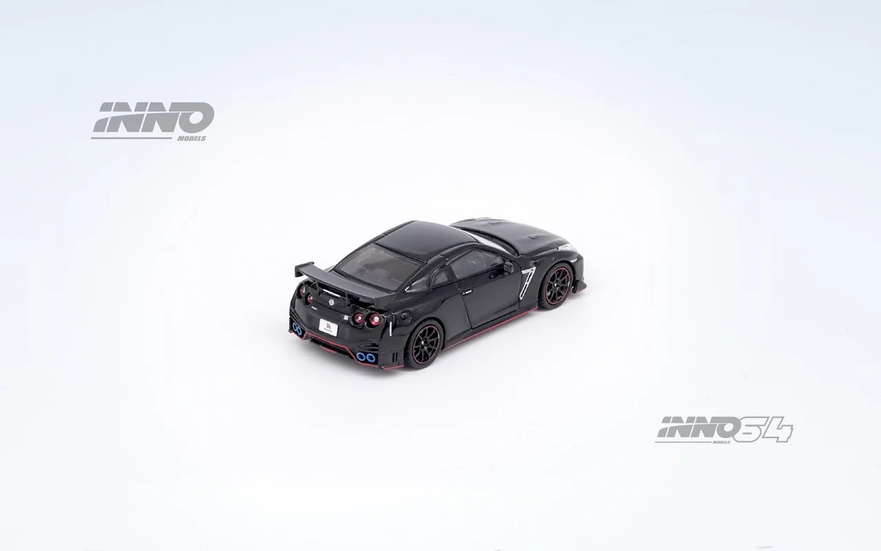 INNO64 NISSAN GT-R (R35) NISMO Black
